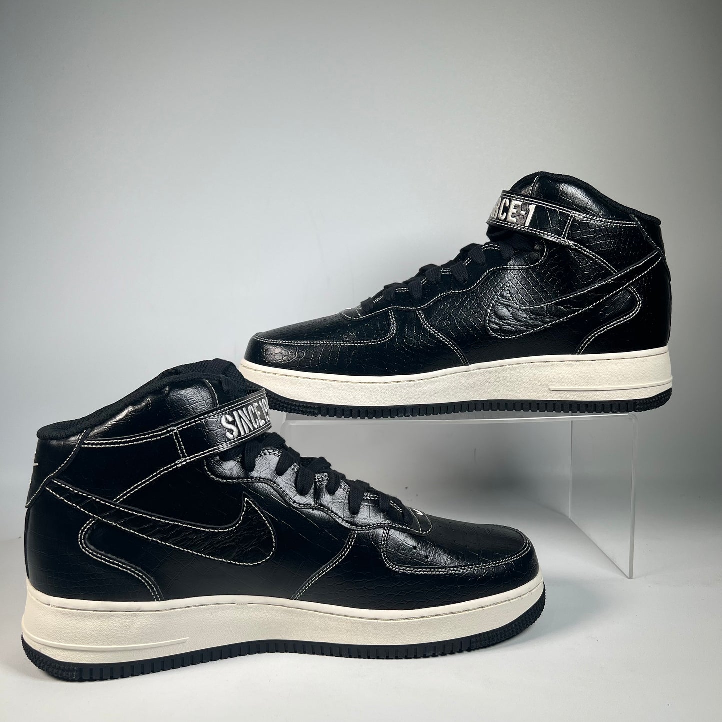 Nike Air Force 1 Mid LX Our Force 1 (2022) Size 13 NEW s22401