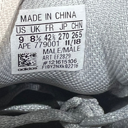 Adidas Yeezy Boost 700 Static (2018) Size 9 USED s18519