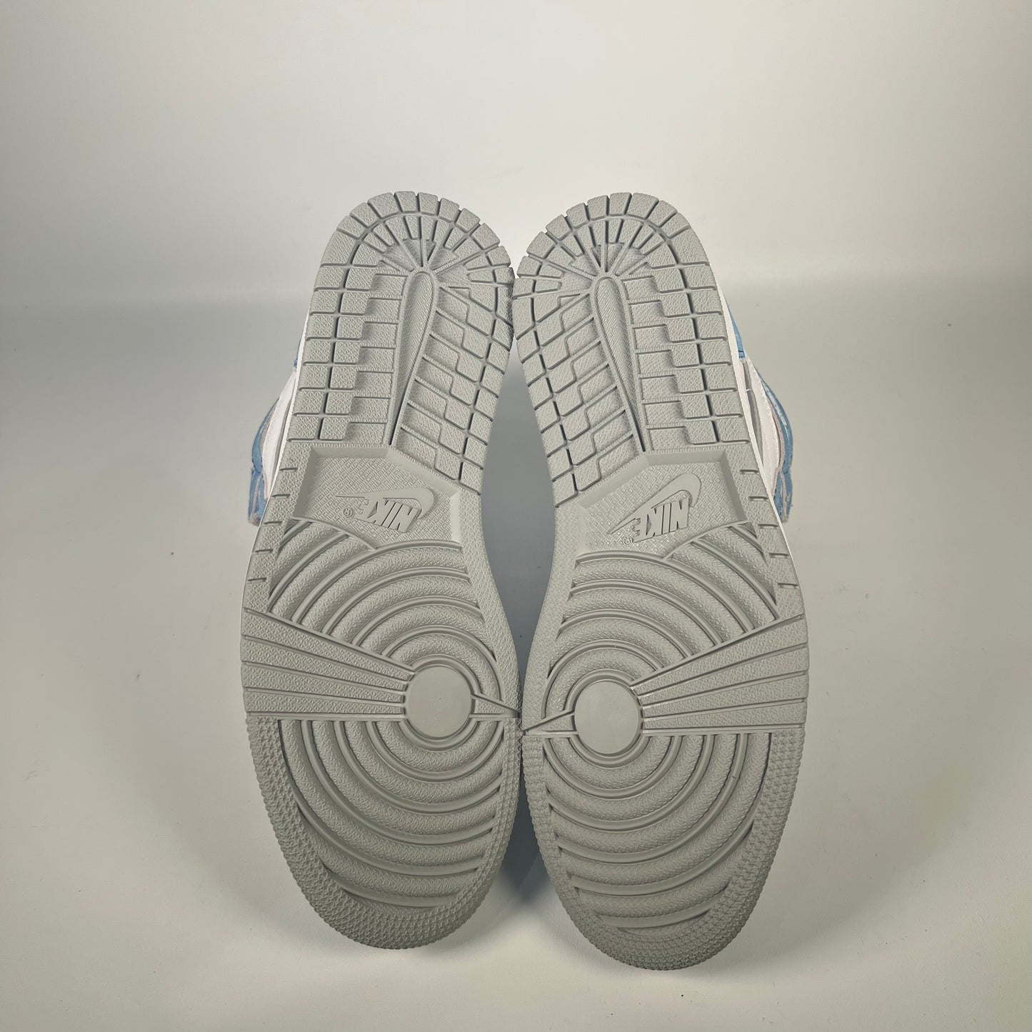 Jordan 1 Hyper Royal (2021) Size 10 NEW s18513