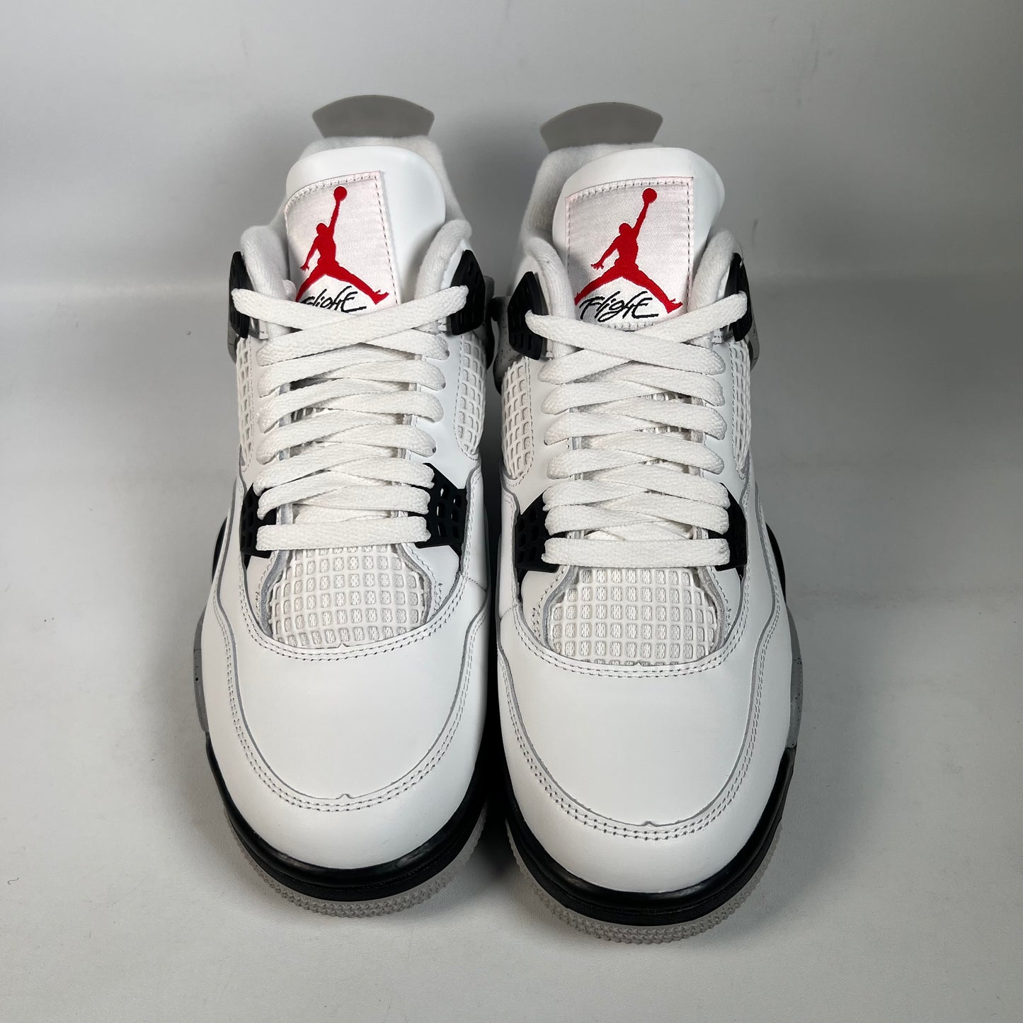 Jordan 4 White Cement (2025) Size 9 NEW s22420