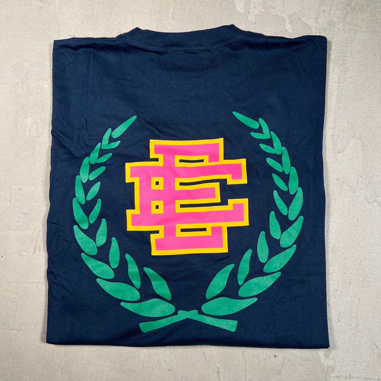 Eric Emanuel Wreath Logo Navy Blue Longsleeve Size Medium USED x17603