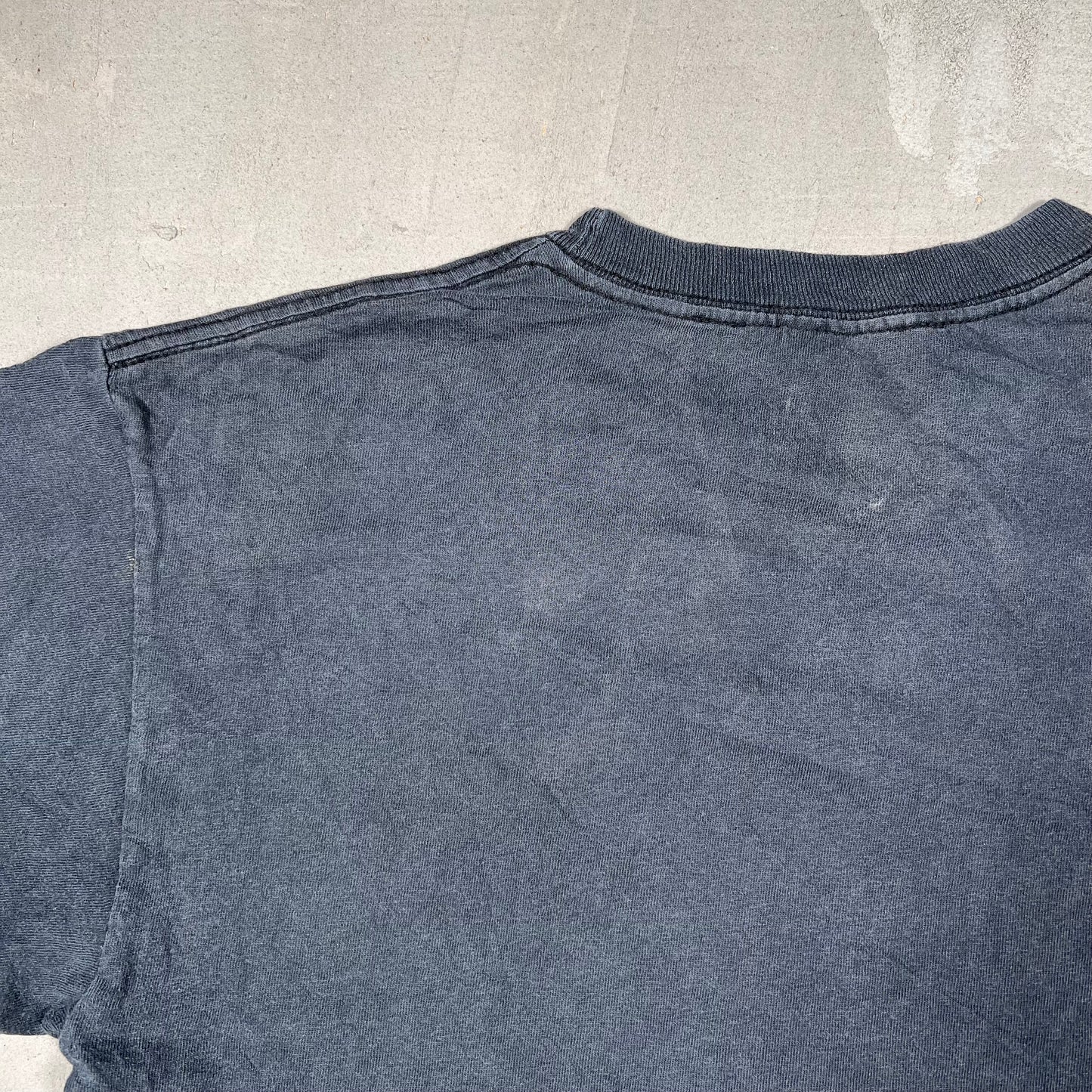 1990s Taz Poker Washed Black tee Size Large USED v19104