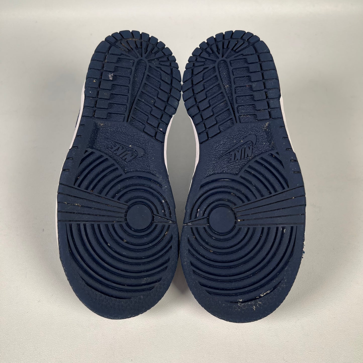 Nike Dunk Low White Midnight Navy (2024) Size 9c USED s19062