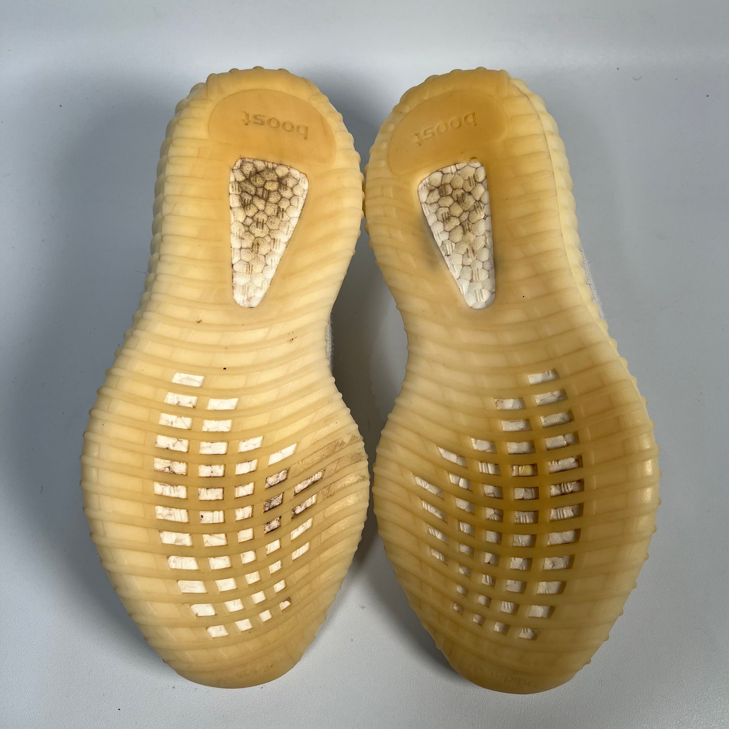 Yeezy 350 Bone Size 7.5 USED s17485