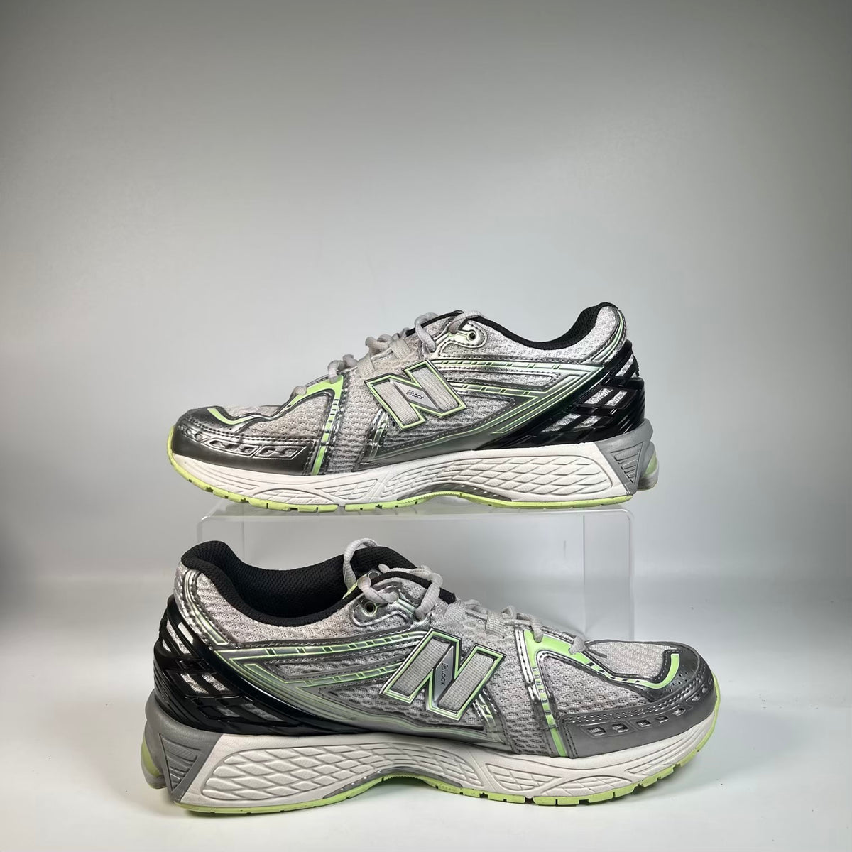 New Balance 1906R Dark Silver Metallic Mint Flash (2023) Size 10 USED s23269