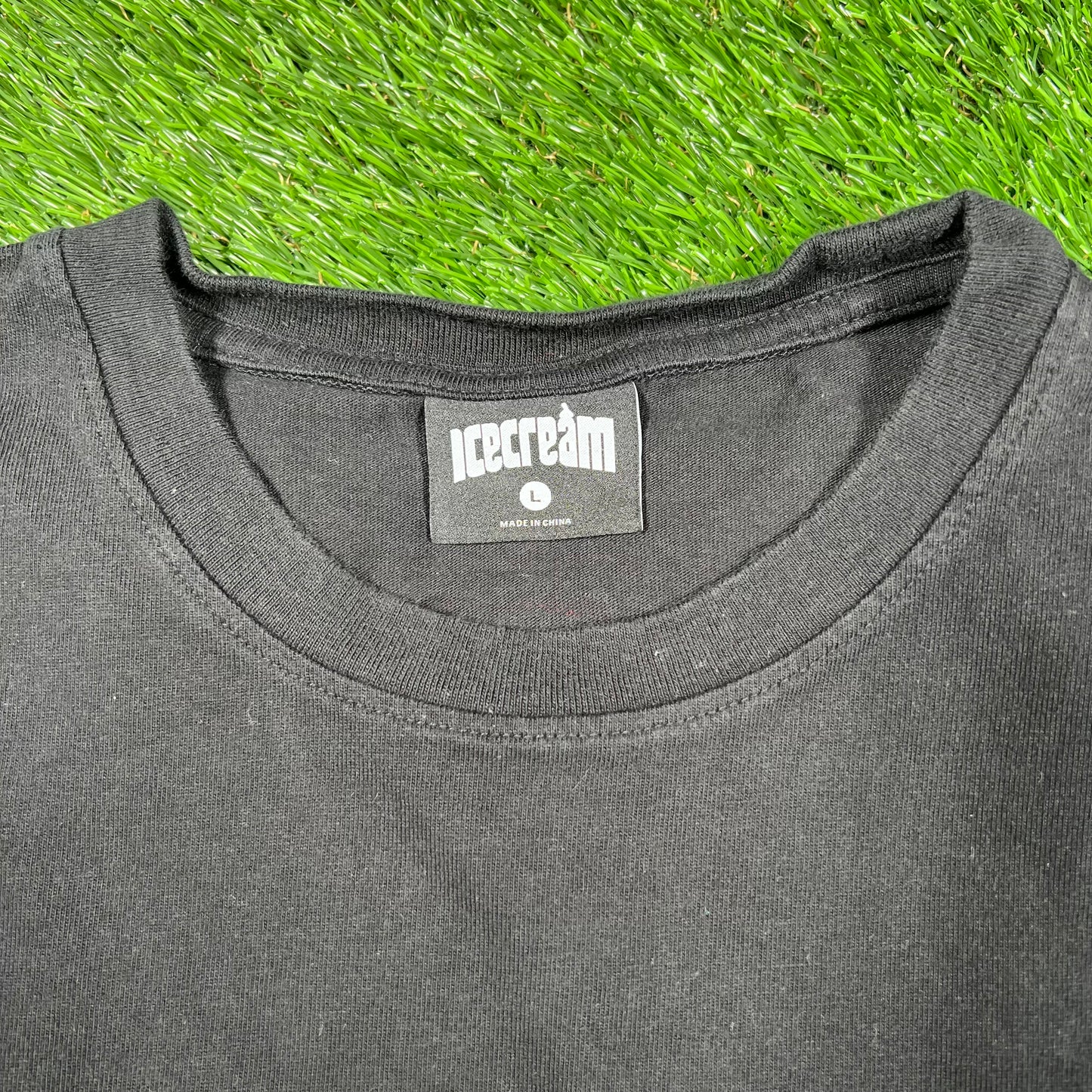 IceCream Black Flower Pot Logo Tee Size Large USED x14813