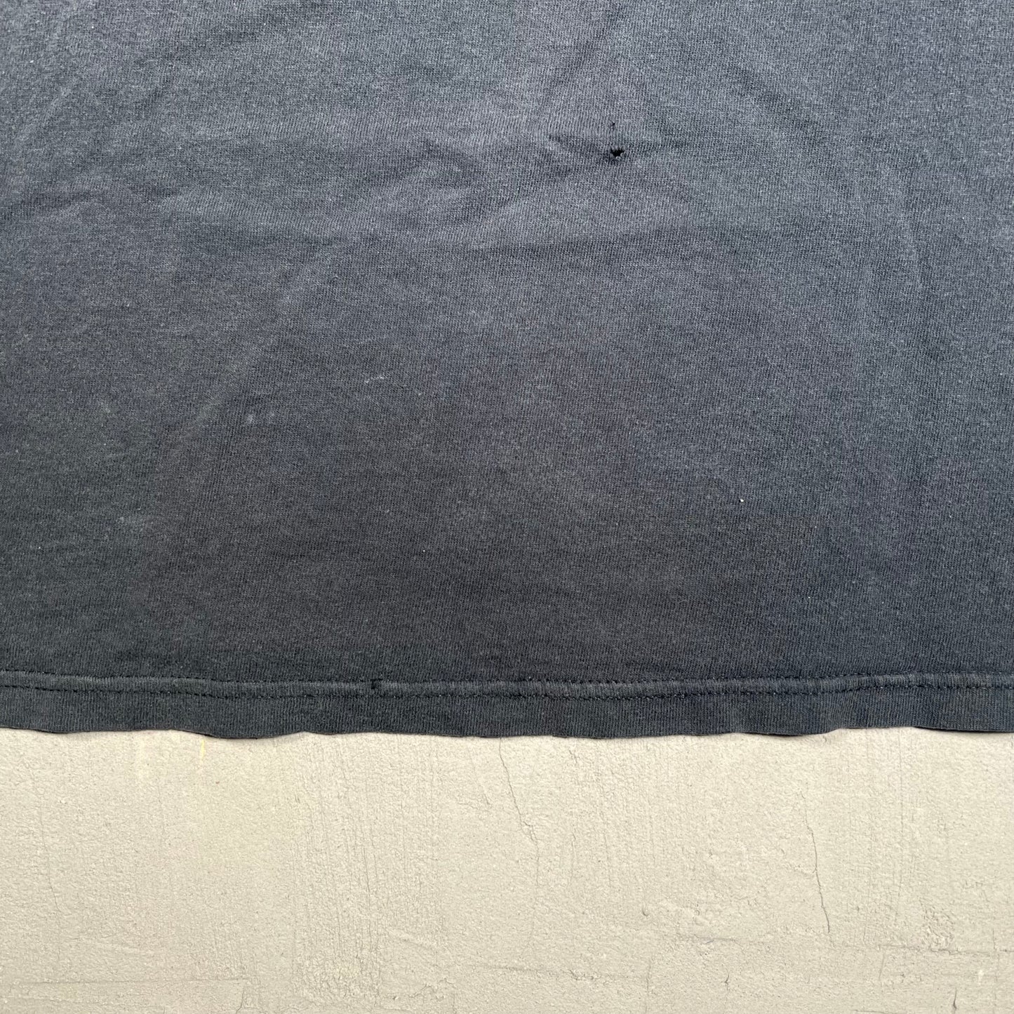 1999 Navy Ssur 'man On Fire Black Tee Size Large USED x17343
