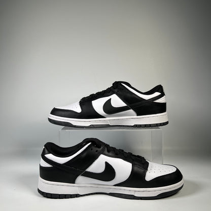 Nike dunk low panda Size 10.5M/12W NEW s12160
