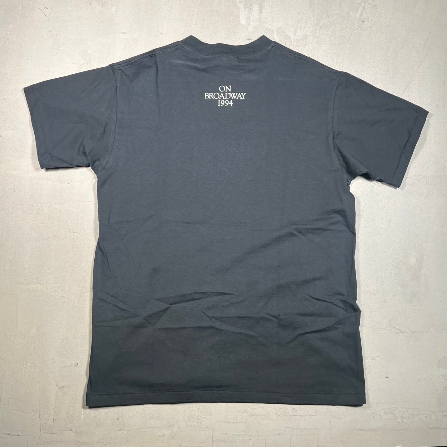 Disneys Beauty and the Beast New Musical Black Tee Size Large USED v14946