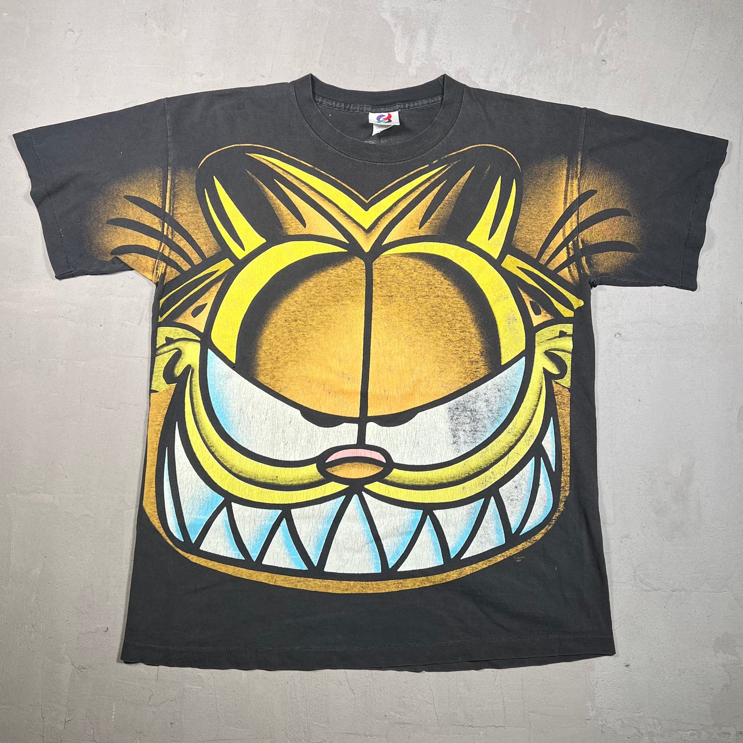 1990s Garfield the Cat AOP Black Tee Size Large USED v19158