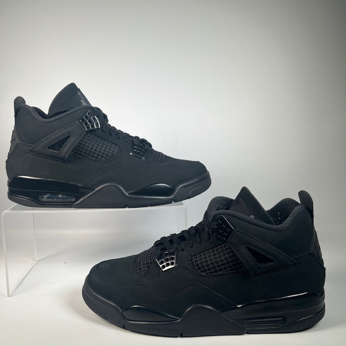 Jordan 4 Black Cat (2025) Size 11 USED s22510