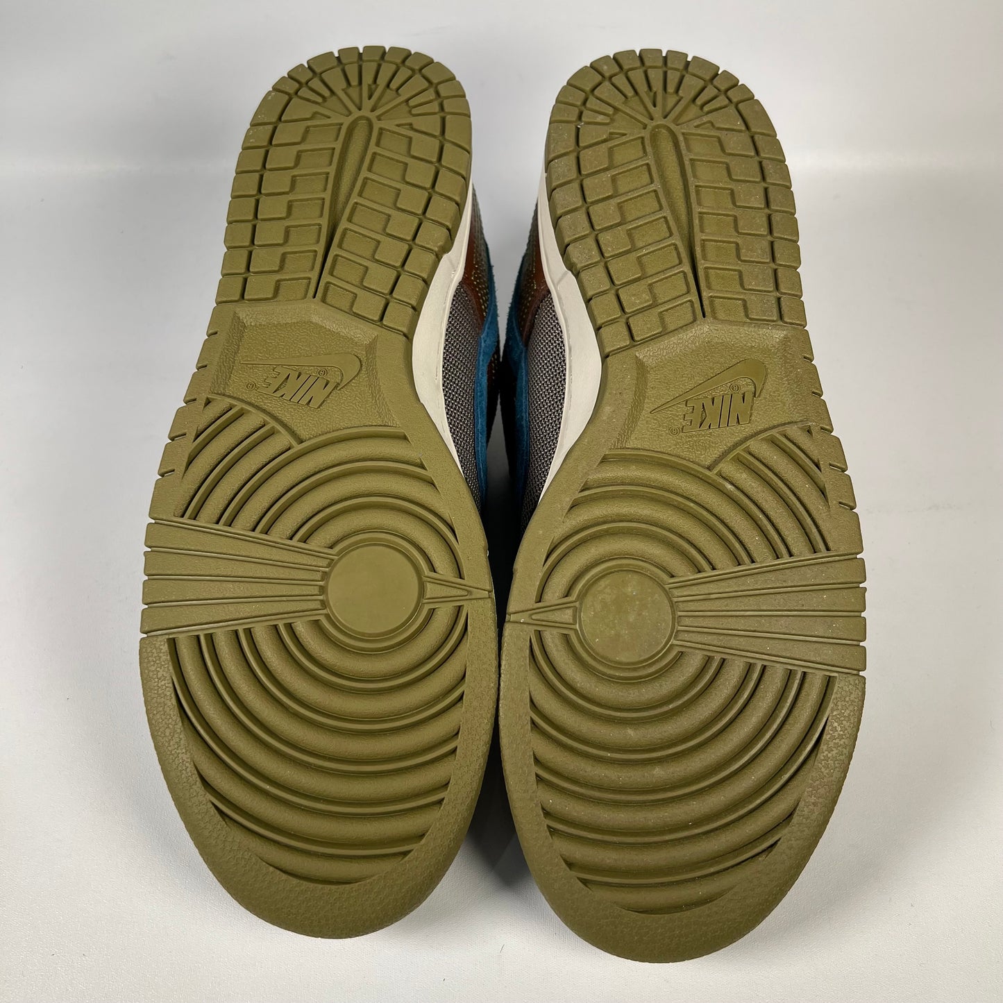 Nike Dunk Low Cacao Wow (2022) Size 10.5 USED s19224