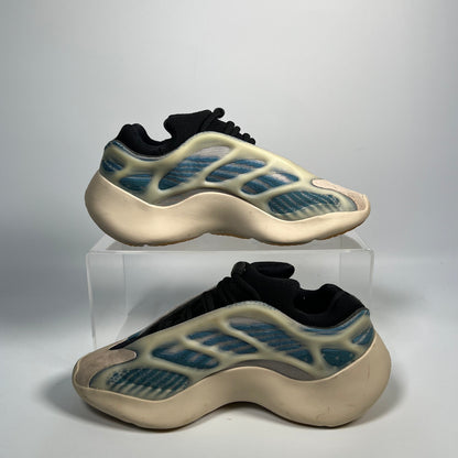 Yeezy 700 V3 Kyanite (2021) Size 5.5 USED S17627