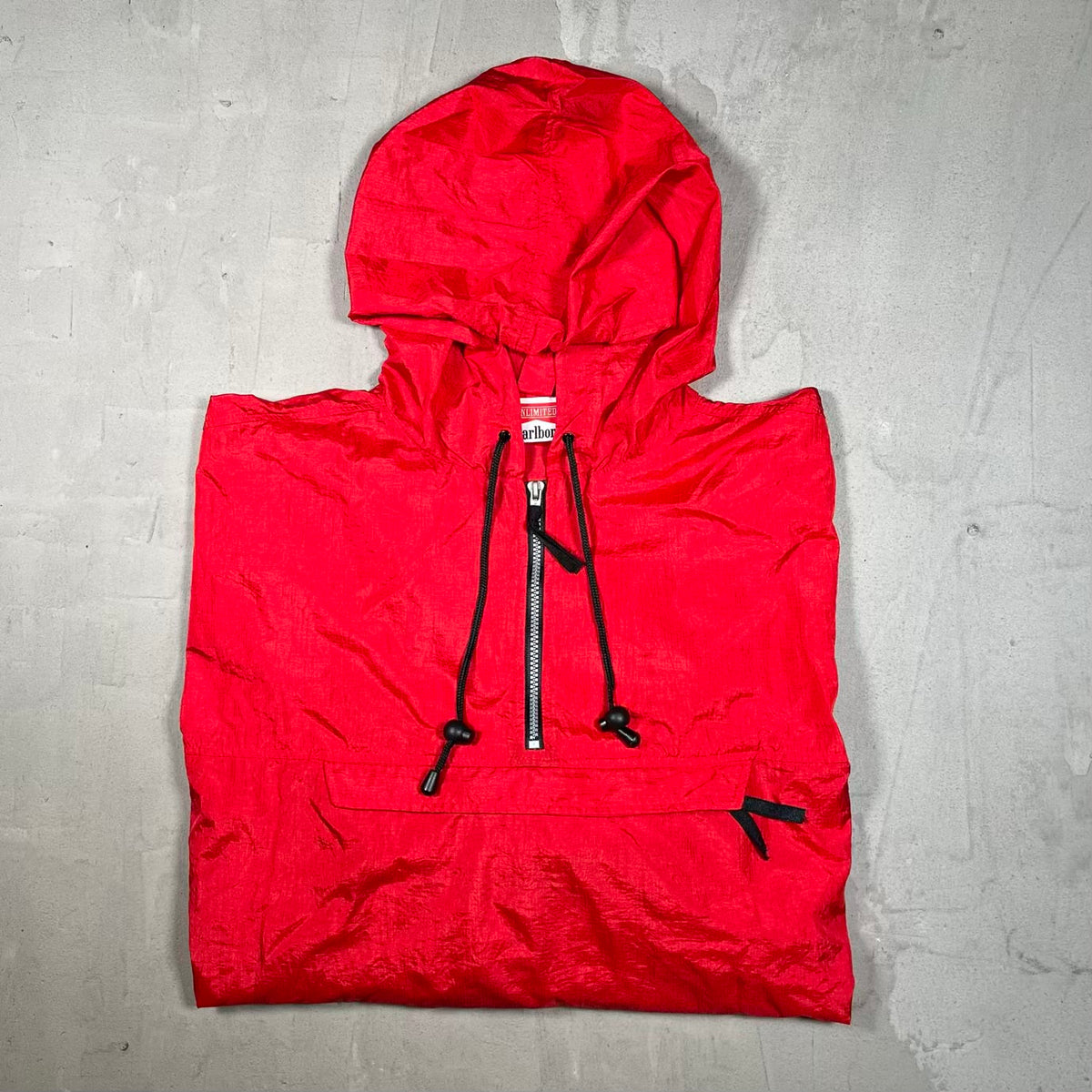 1990s Marlboro Red Packable Windbreaker Size Large USED v20328