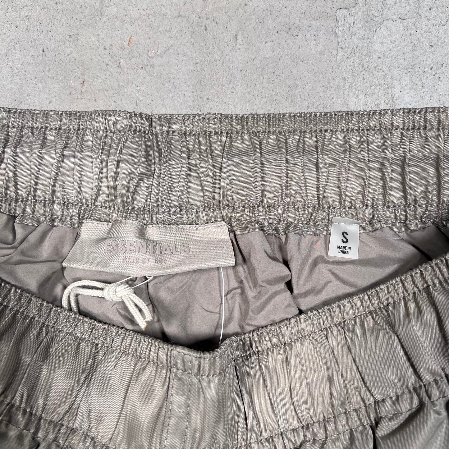 Essentials Fear Of God Nylon Tan Running Shorts Size Small NEW x17446