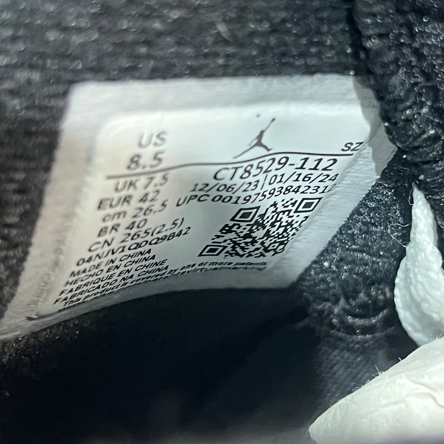 Jordan 6 Reverse Oreo (2024) Size 8.5 NEW s19978