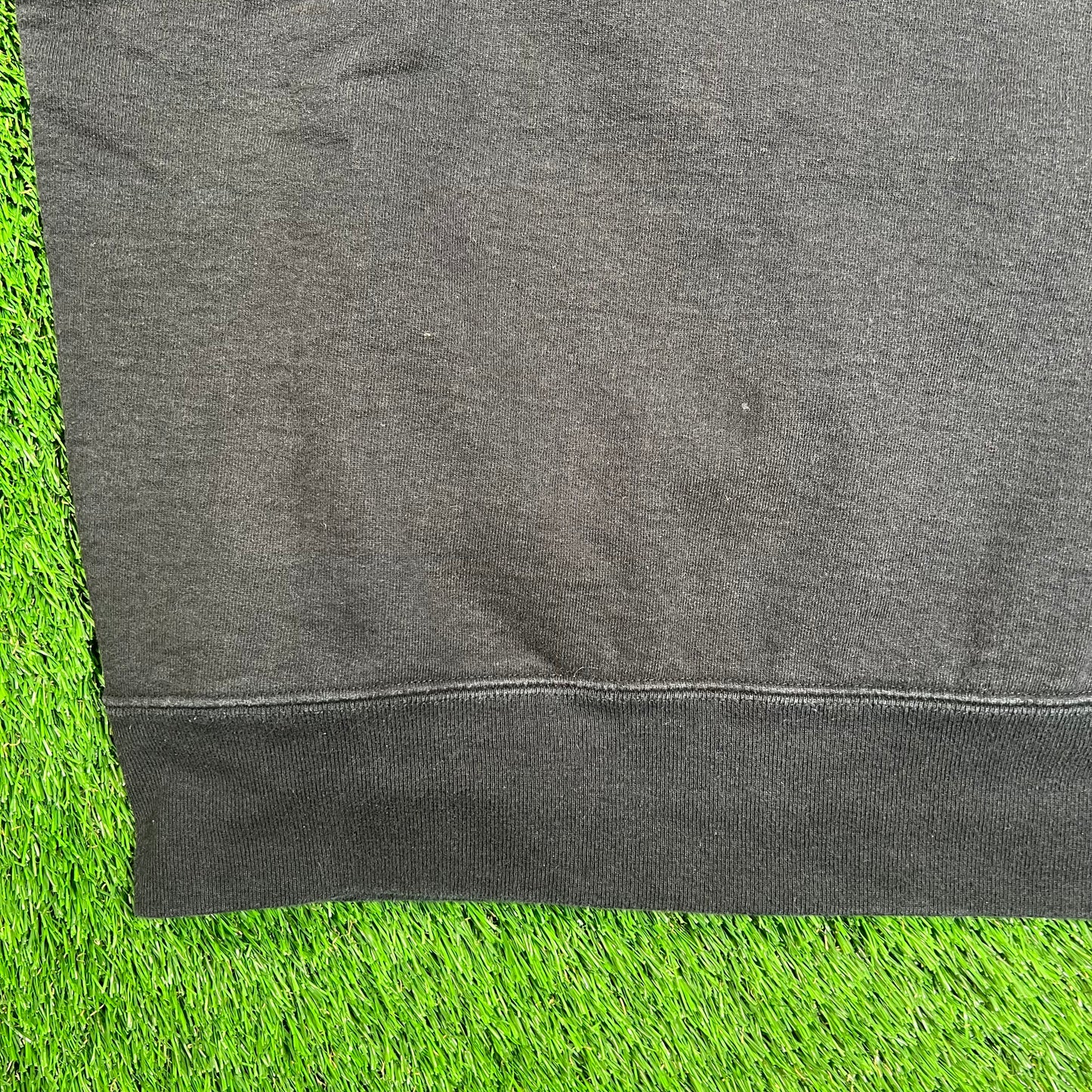 Supreme Connect Black Crewneck (2018) Size Medium USED x16482
