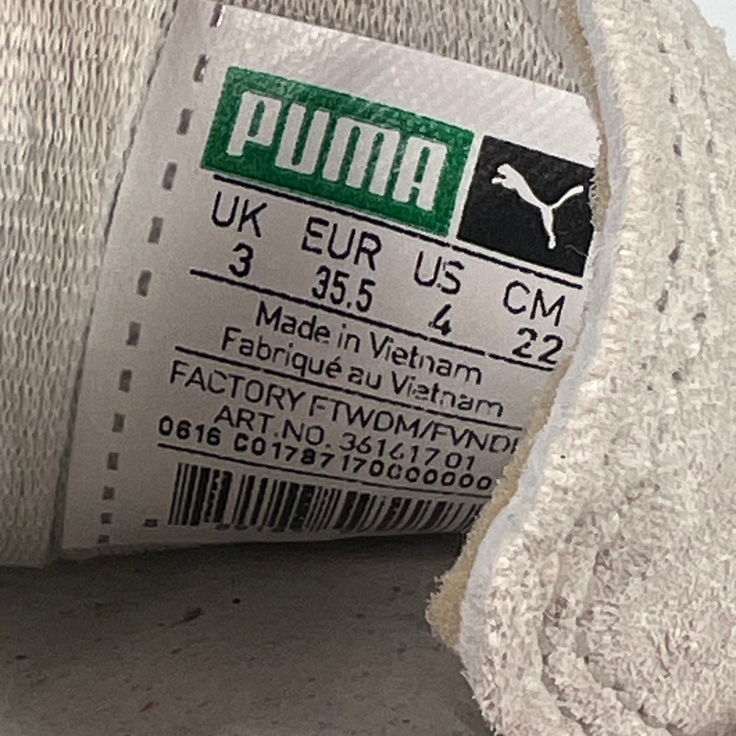 Puma Suede x Staple White (2016) Size 4 USED S18470