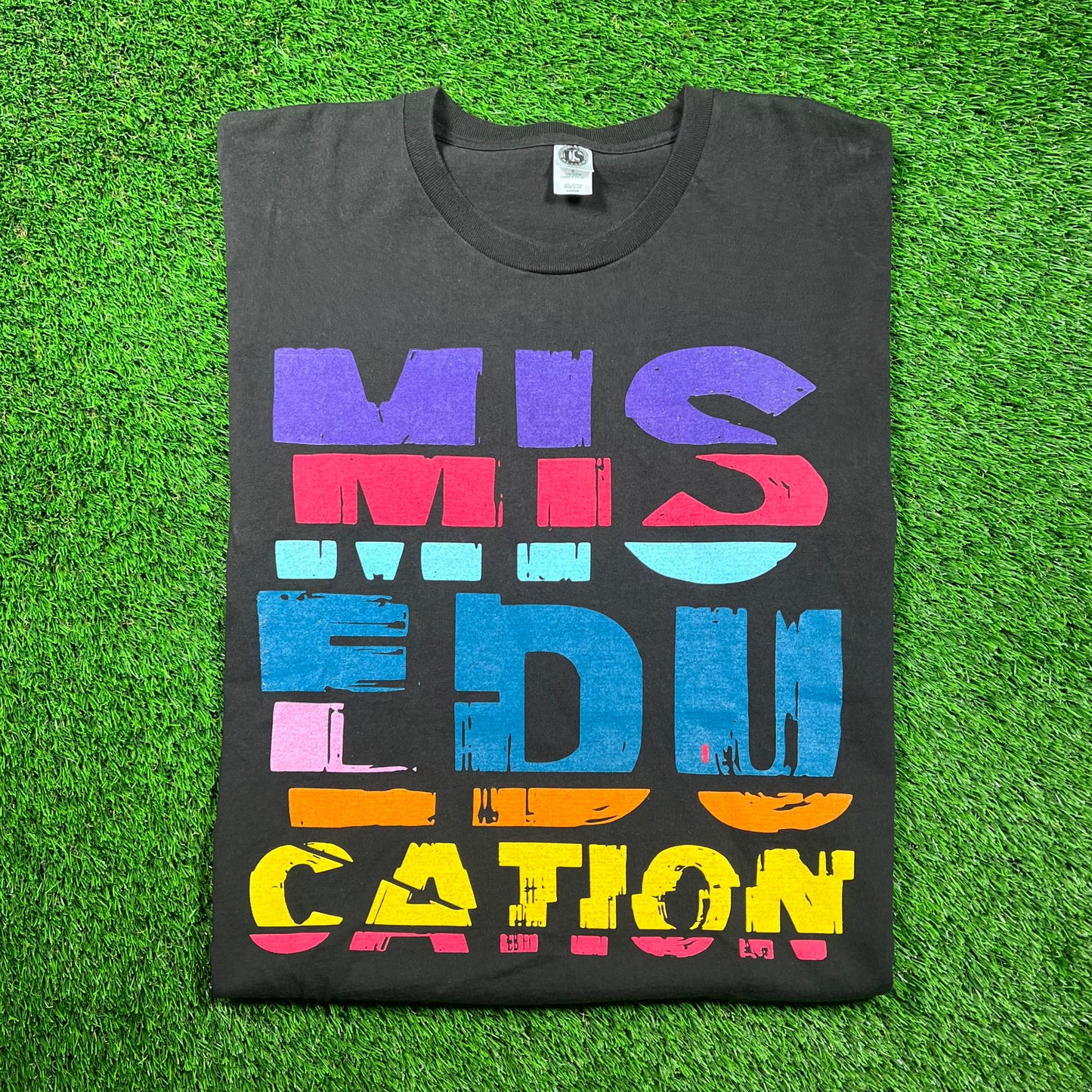 Miseducation Black Tee Size Large USED v18672