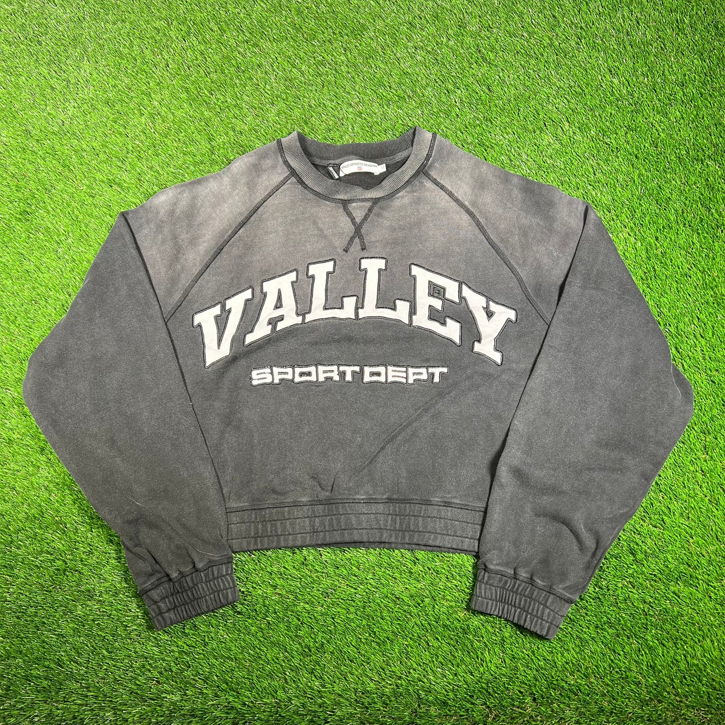 Vale "Valley Sports Dept." Washed Black Cropped Crewneck Size XL NEW x15580
