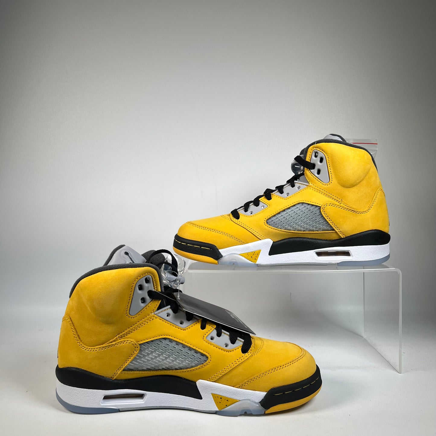 Jordan 5 Tokyo T23 (2025) Size 7 NEW s21135