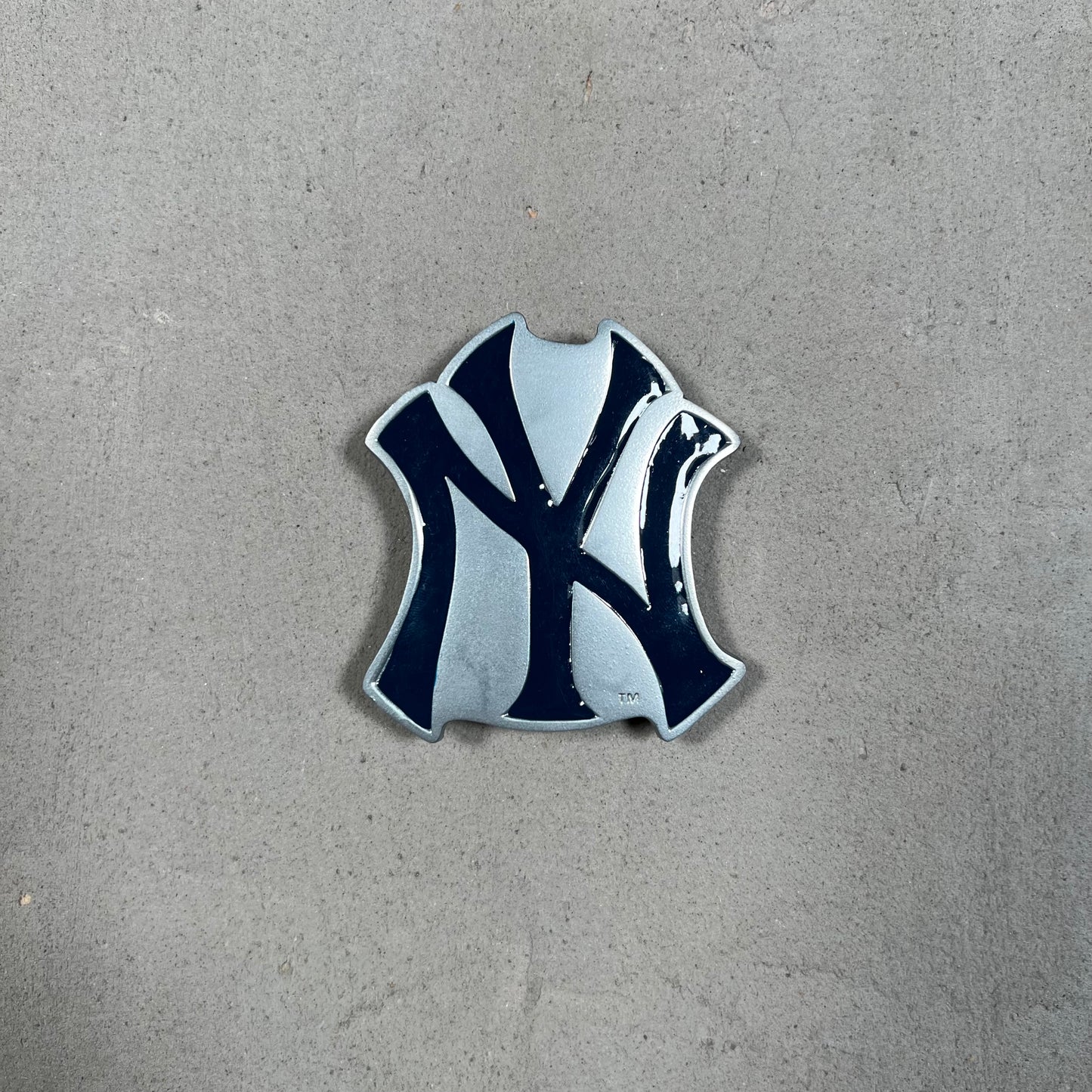 Y2K New York Yankees Navy Blue Belt Buckle NEW v19361
