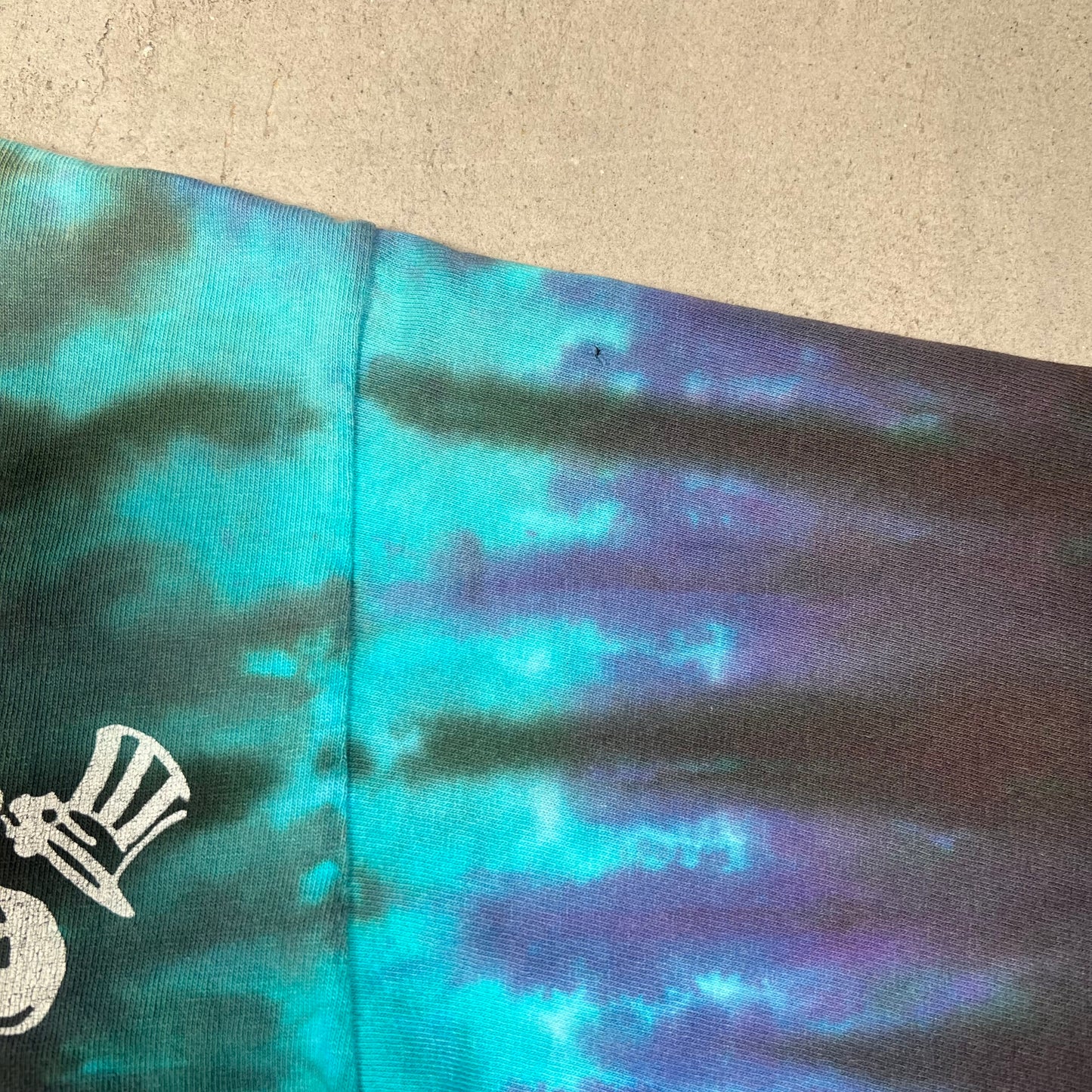 1990 Grateful Dead Spiral Skeleton Tie Dye Size XL USED v19462