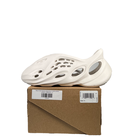 Yeezy Foam Runner Ararat Size 11 NEW s16414