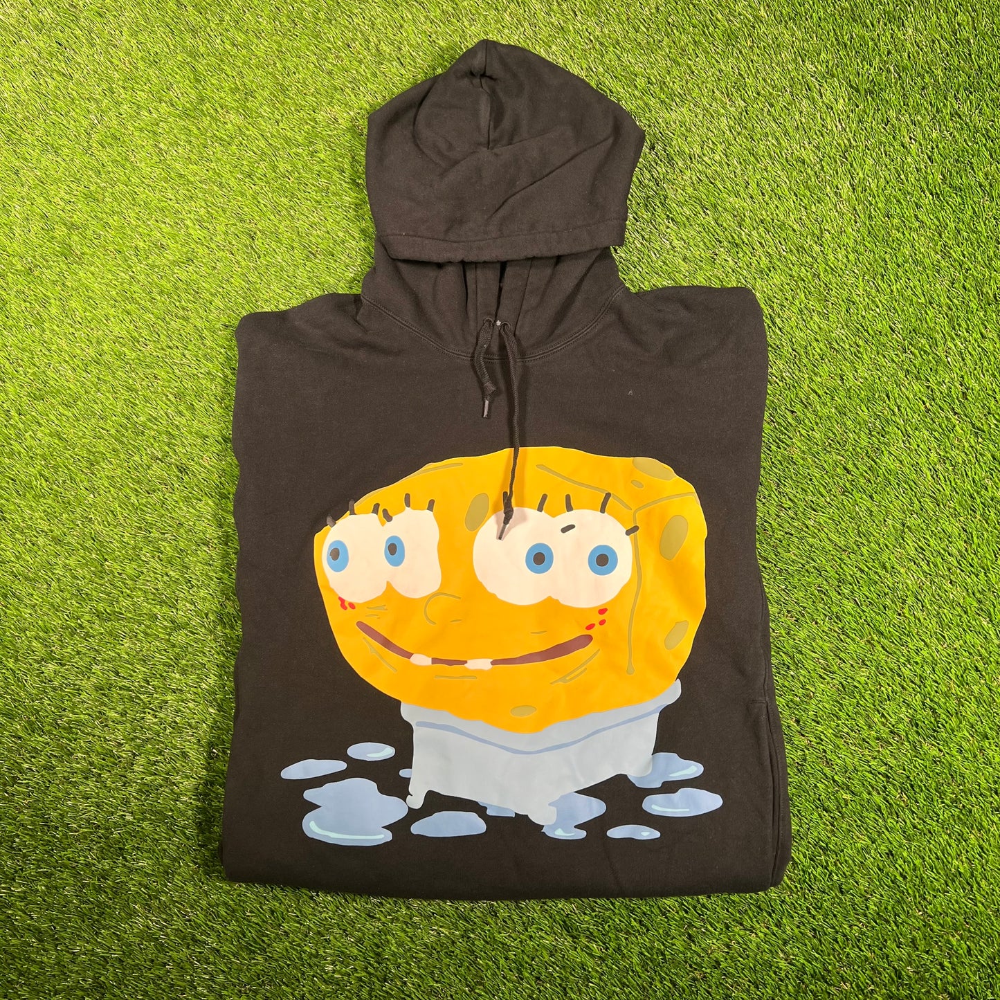 Spongebob Uniqlo Tub Black Hoodie Size Large USED x15755