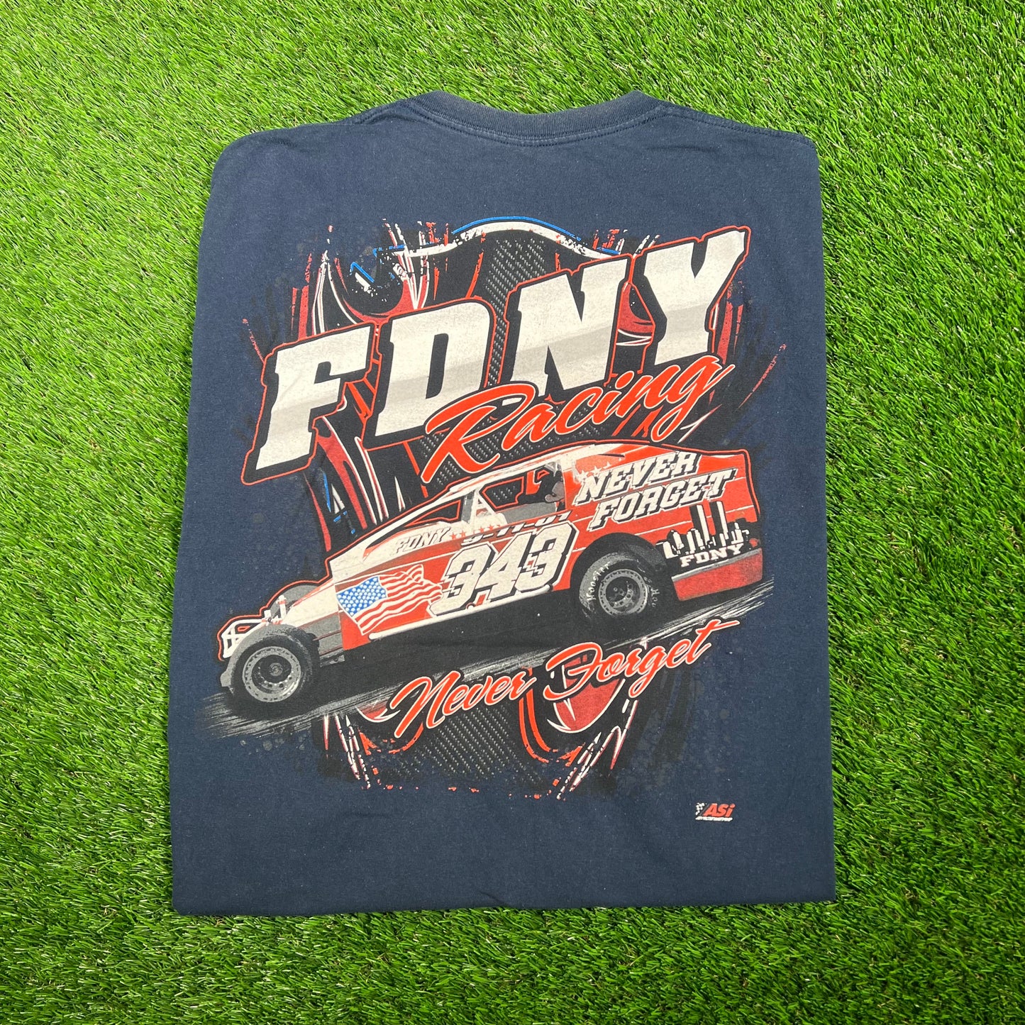 2001 FDNY In Memory Navy Tee Size Large USED v17709