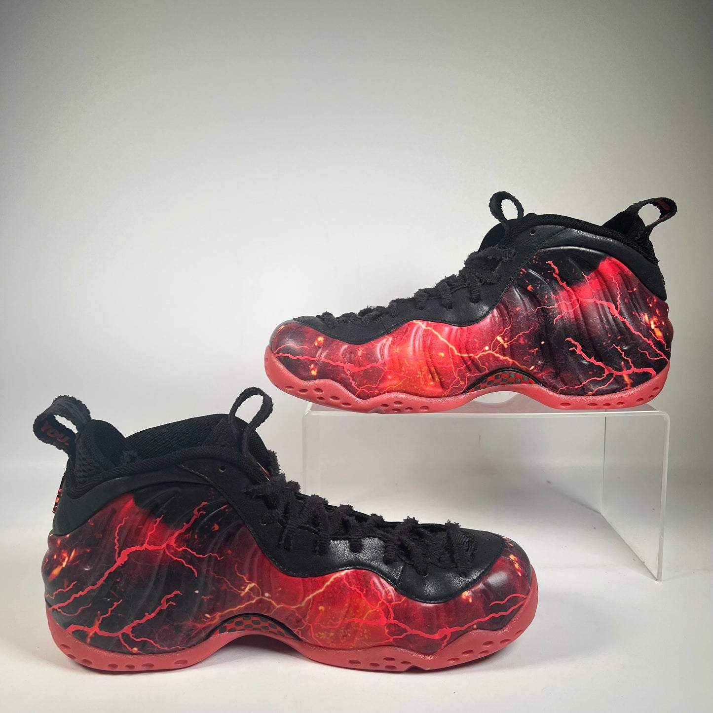 Nike Air Foamposite One Stranger Things (2026) Size 9 USED s22232