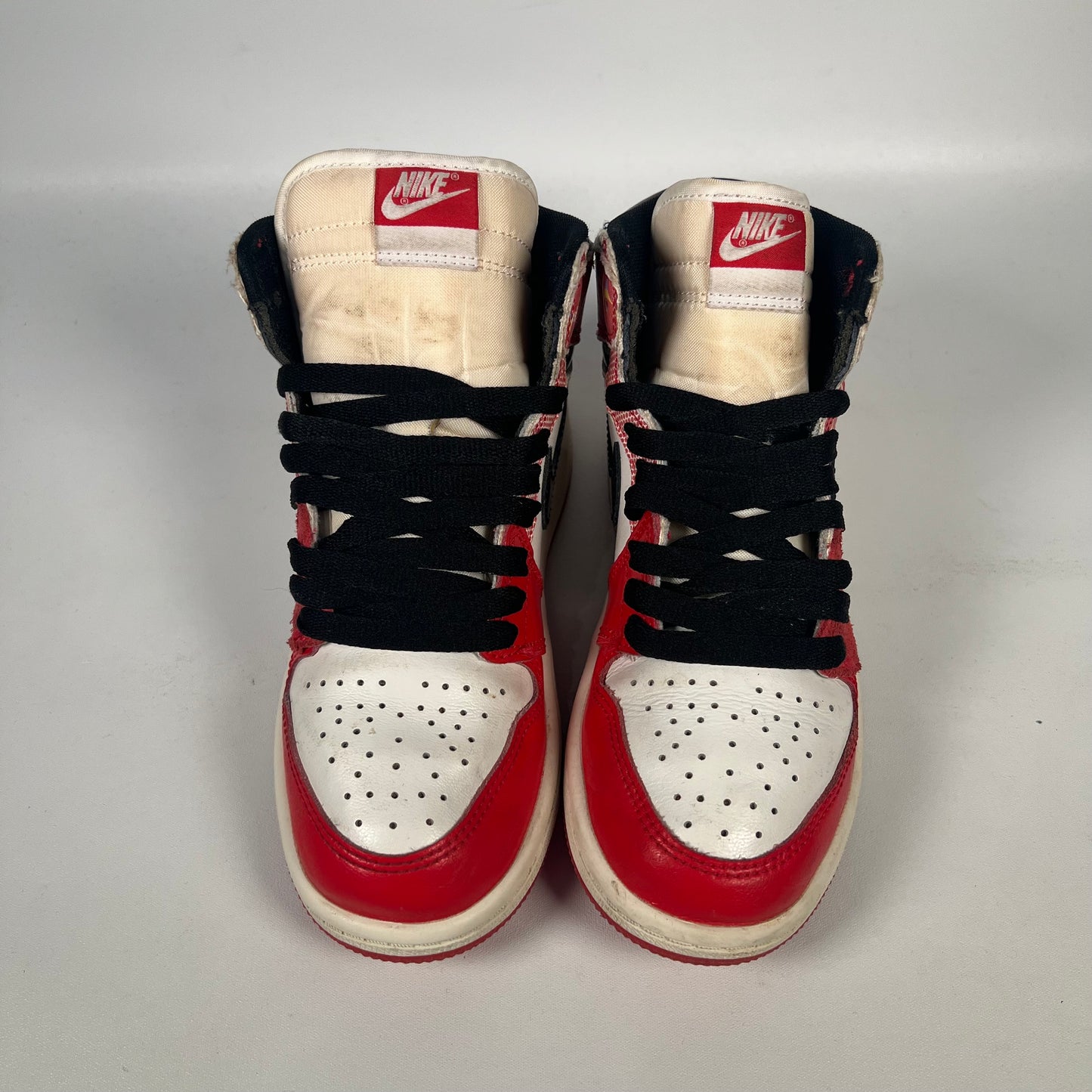 Jordan 1 High Spider-Man Across the Spider Verse (2023) Size 2Y USED s19351