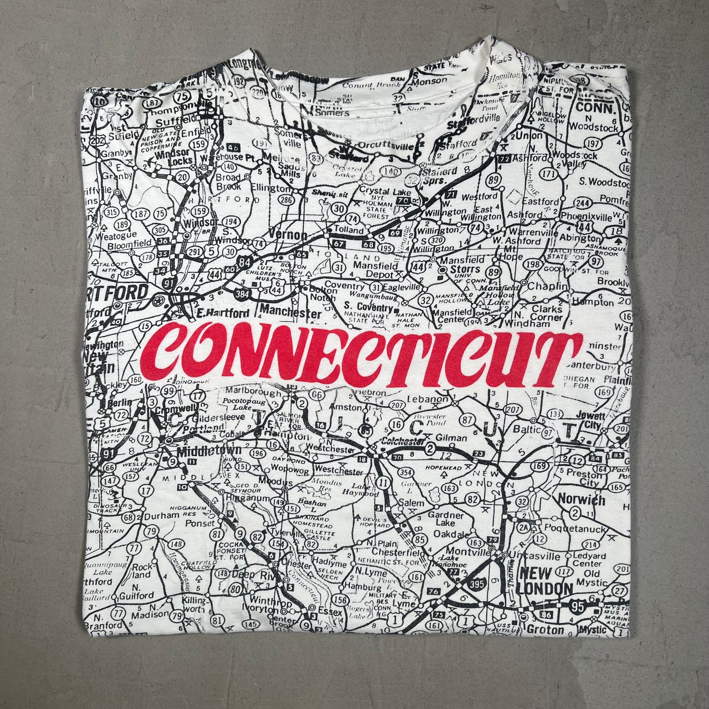 Connecticut Full Print Map Tee Size XL USED v14793