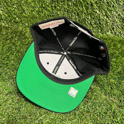 Mitchell & Ness Boston Celtics Black Hat One Size USED v15996