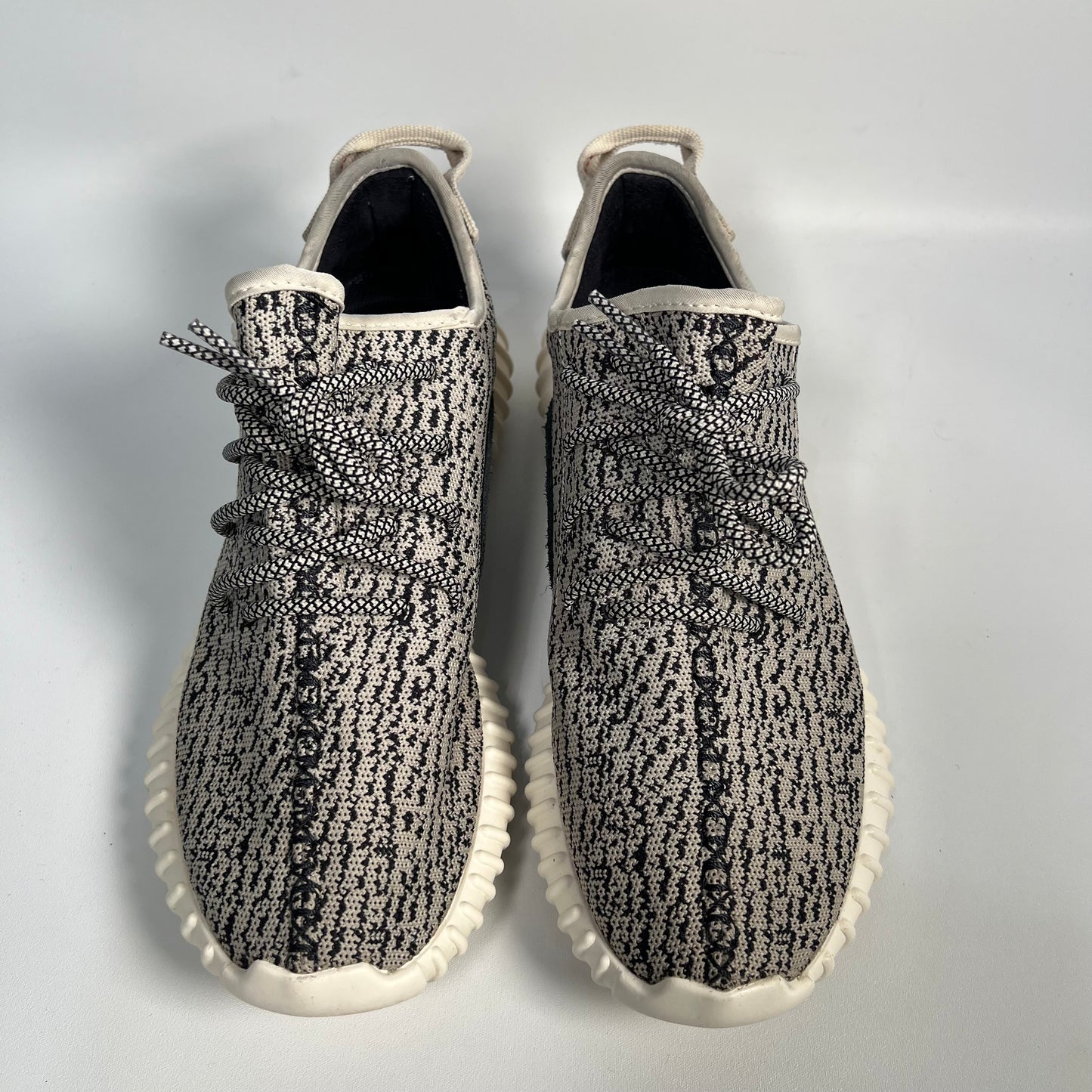 Yeezy Boost 350 Turtledove (2022) Size 9 USED s17647
