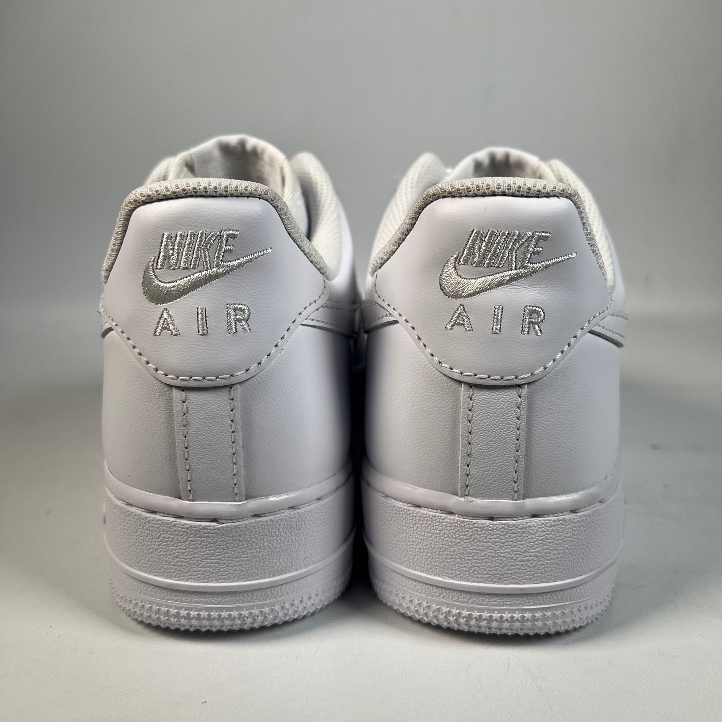 Nike Air Force 1 Low White (2026) Size 9.5 NEW s22341