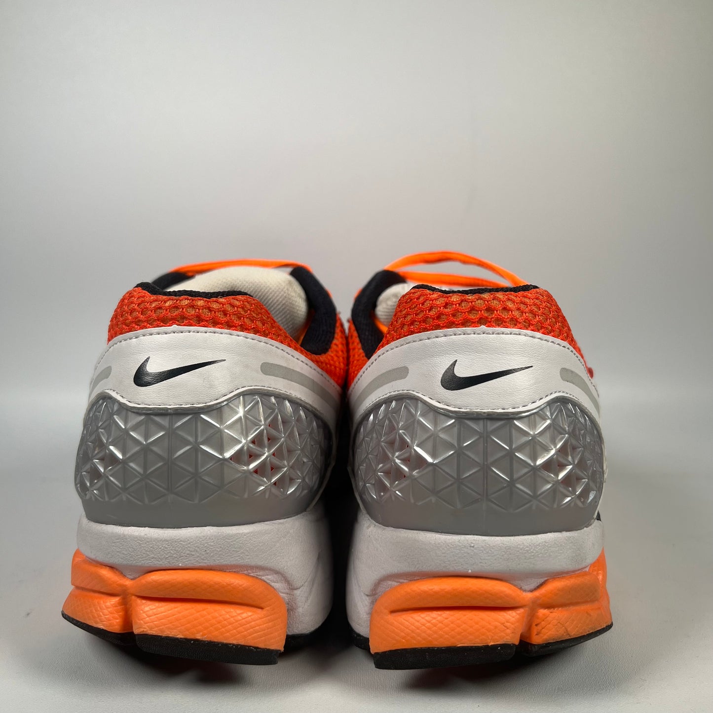Nike Zoom Vomero 5 Total Orange (2024) Size 9.5 USED s19981