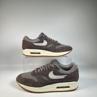 Nike Air Max 1 Crepe Soft Grey (2023) Size 9 USED s23253