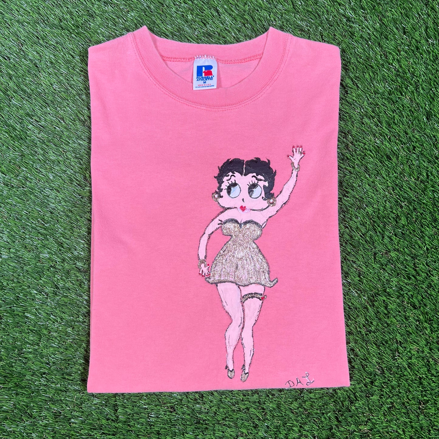 1990s Betty Boop Pink Art Tee Size Medium USED v16647