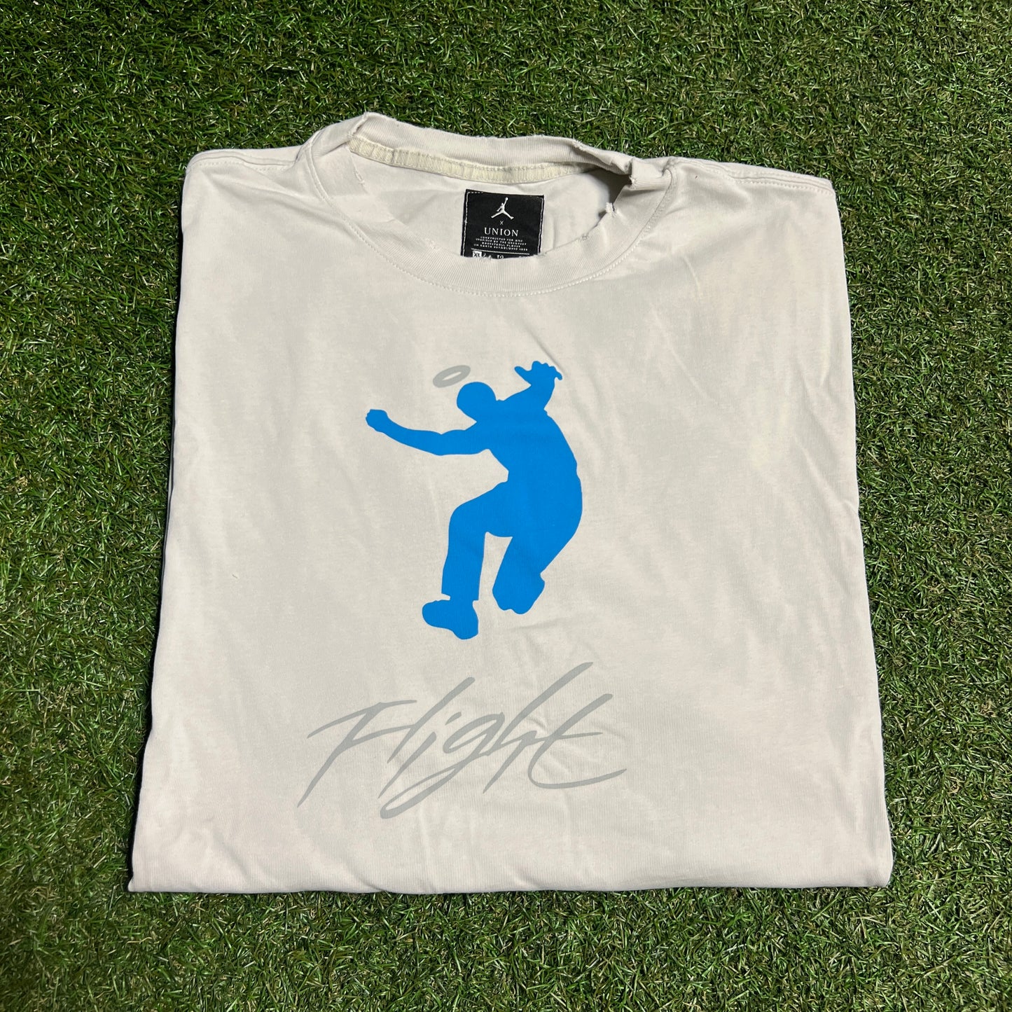 Jordan X Union Halo Flight White Tee Size XL USED x13534