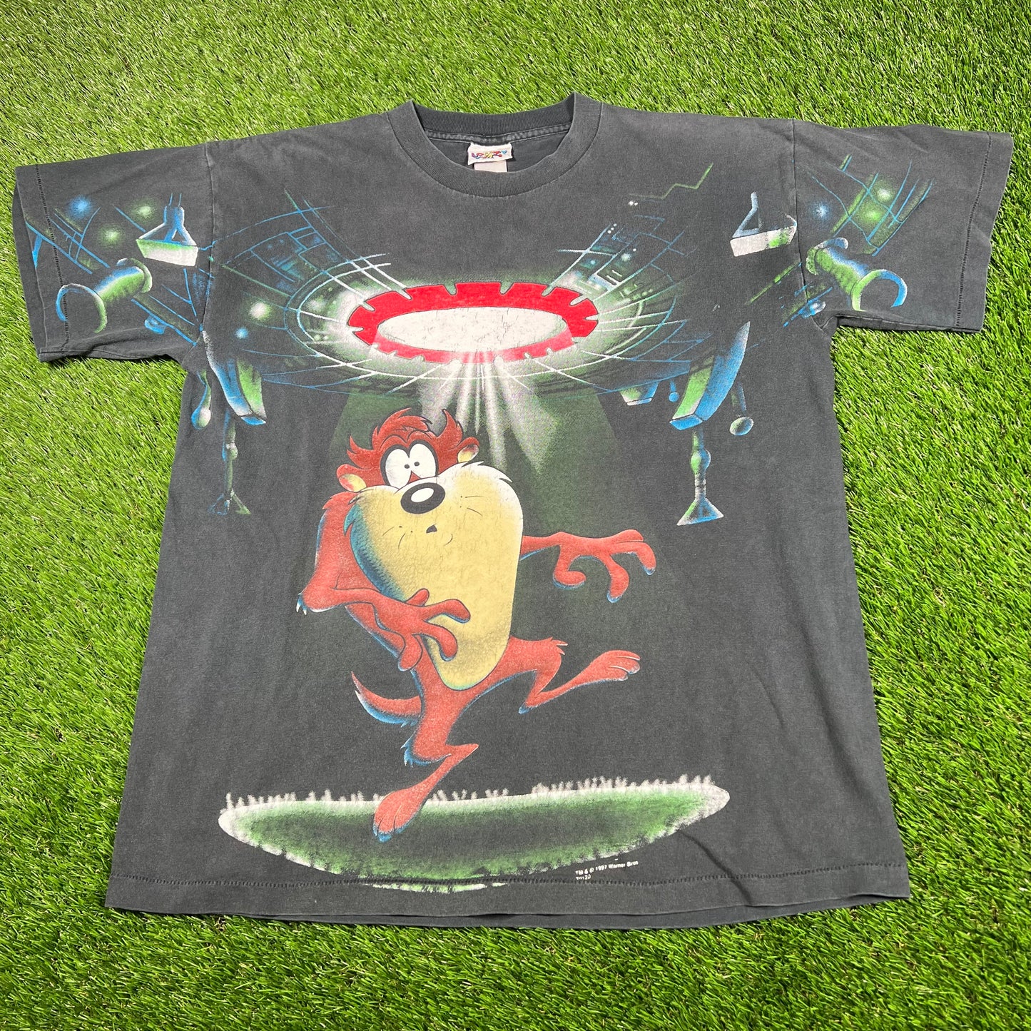 1997 Taz Alien Abduction AOP Black Tee Size Large USED v16950