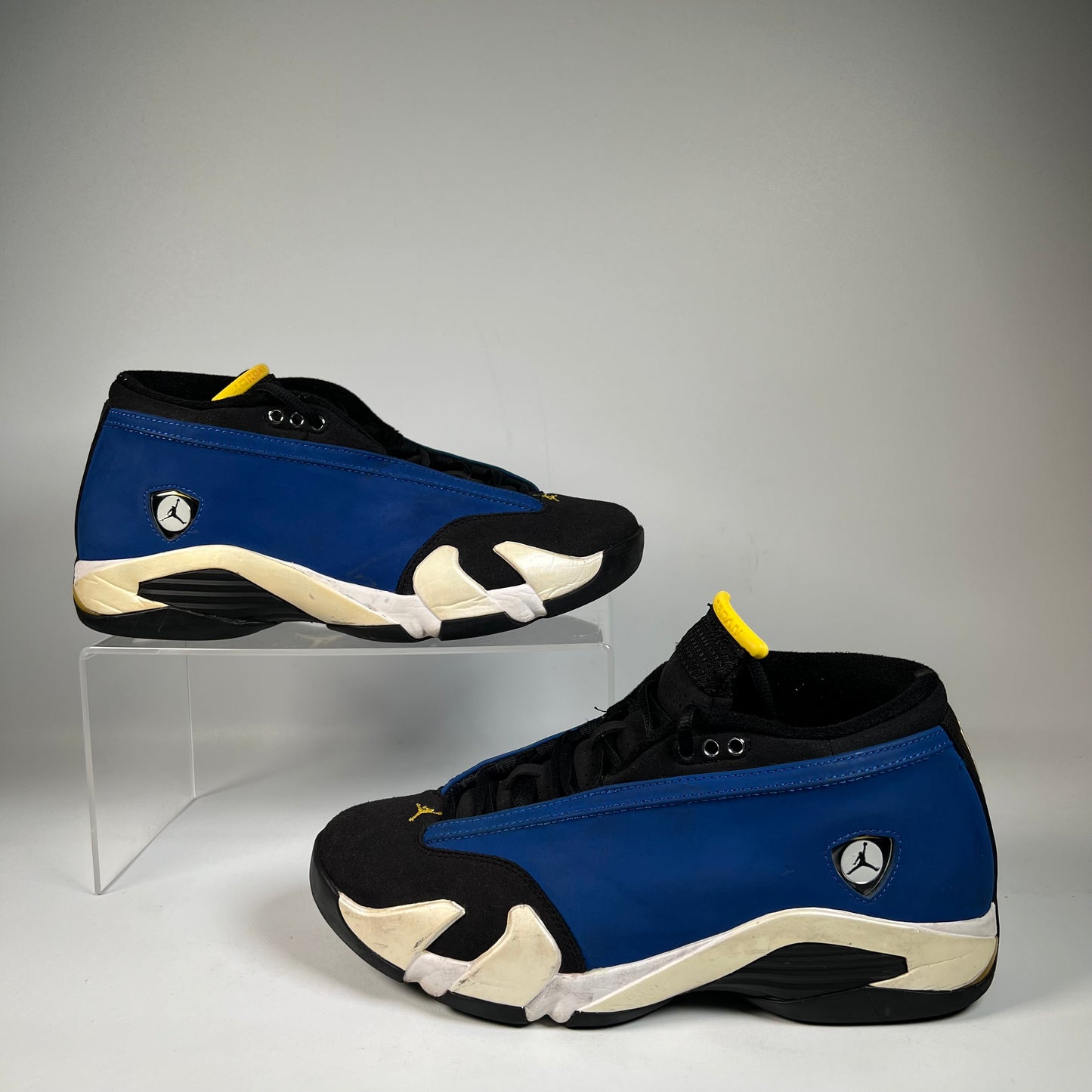 Jordan 14 Laney (2015) Size 9 USED s22139