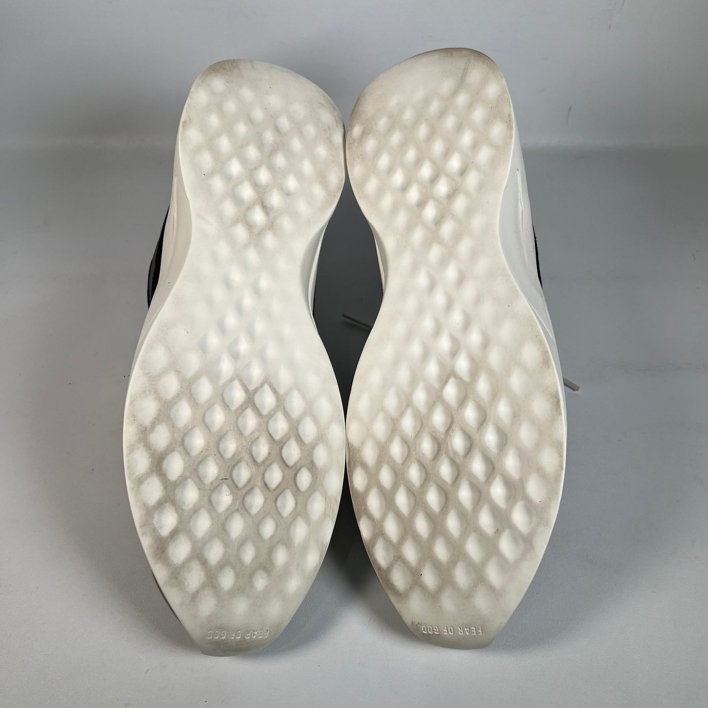 Essentials Fear Of God Grey Distance Runner Size 9 (42) USED S22230
