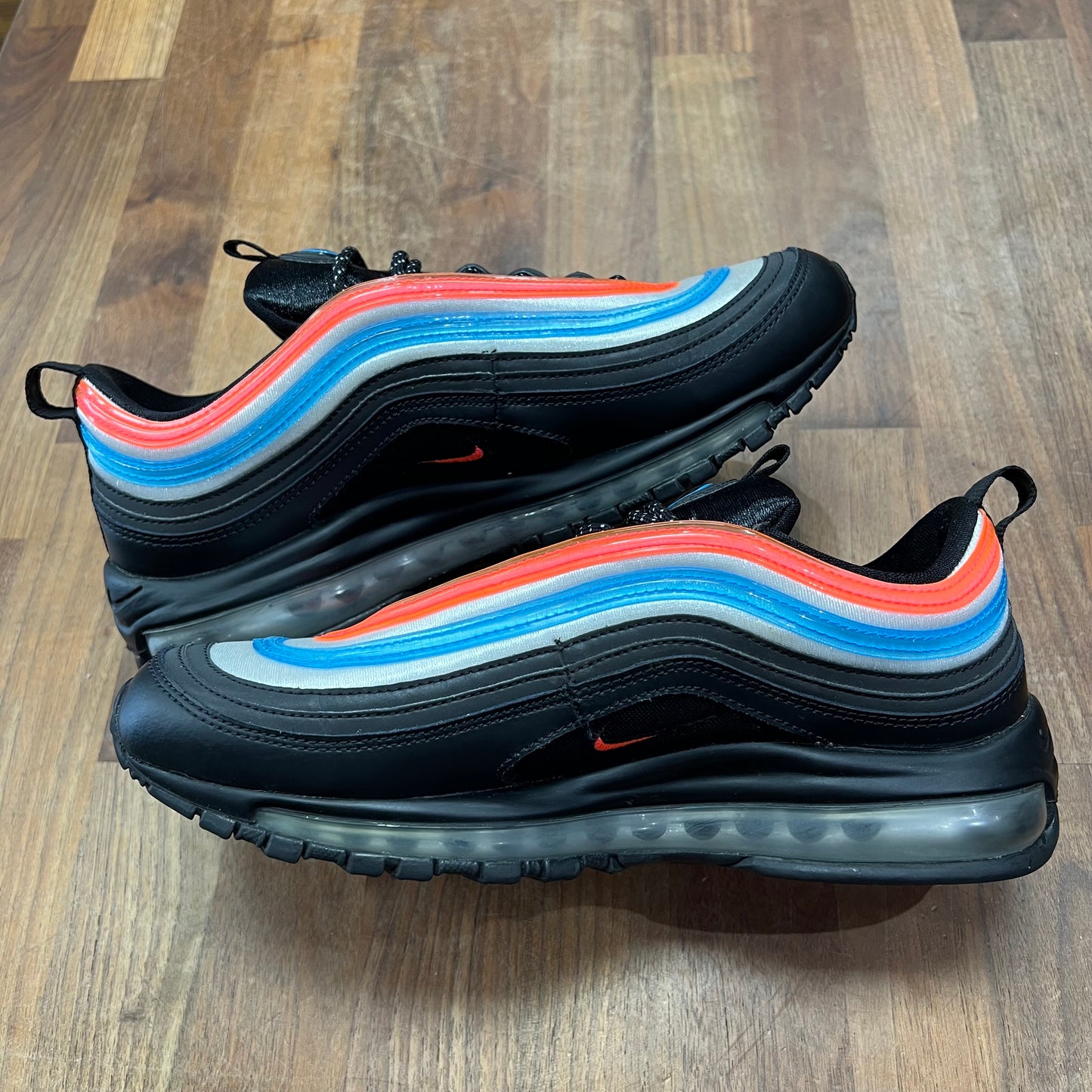 Nike Air Max 97 Neon Seoul Size 9 USED S17126
