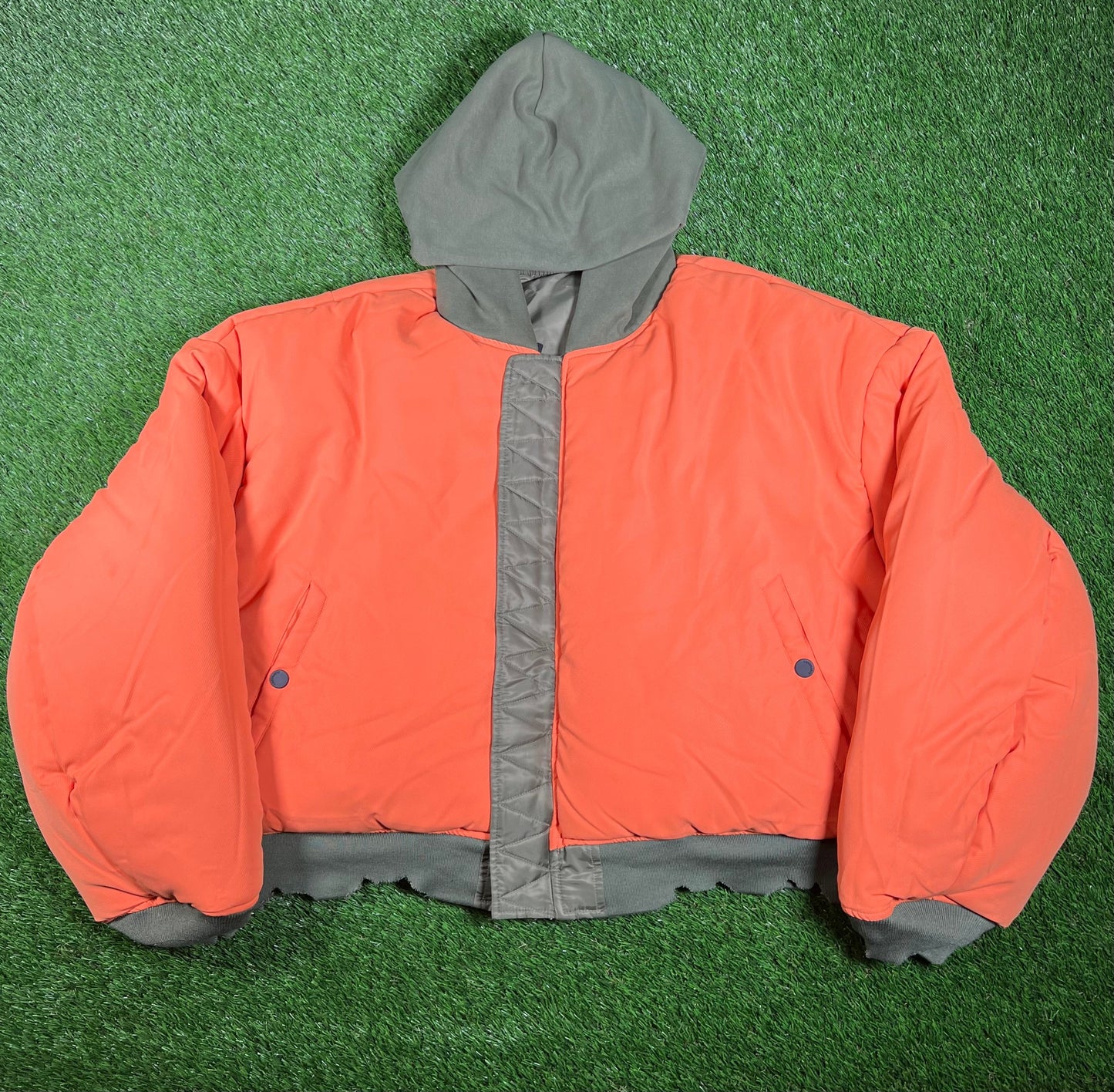 GV Gallery Olive Green Reversible Bomber Jacket Size Medium NEW x15356