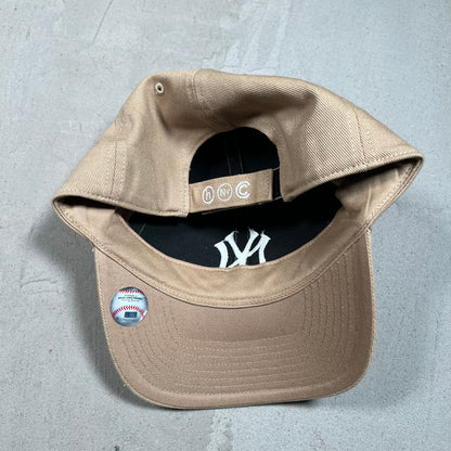 Hideen NY New York Yankees Tan Snapback USED x17552