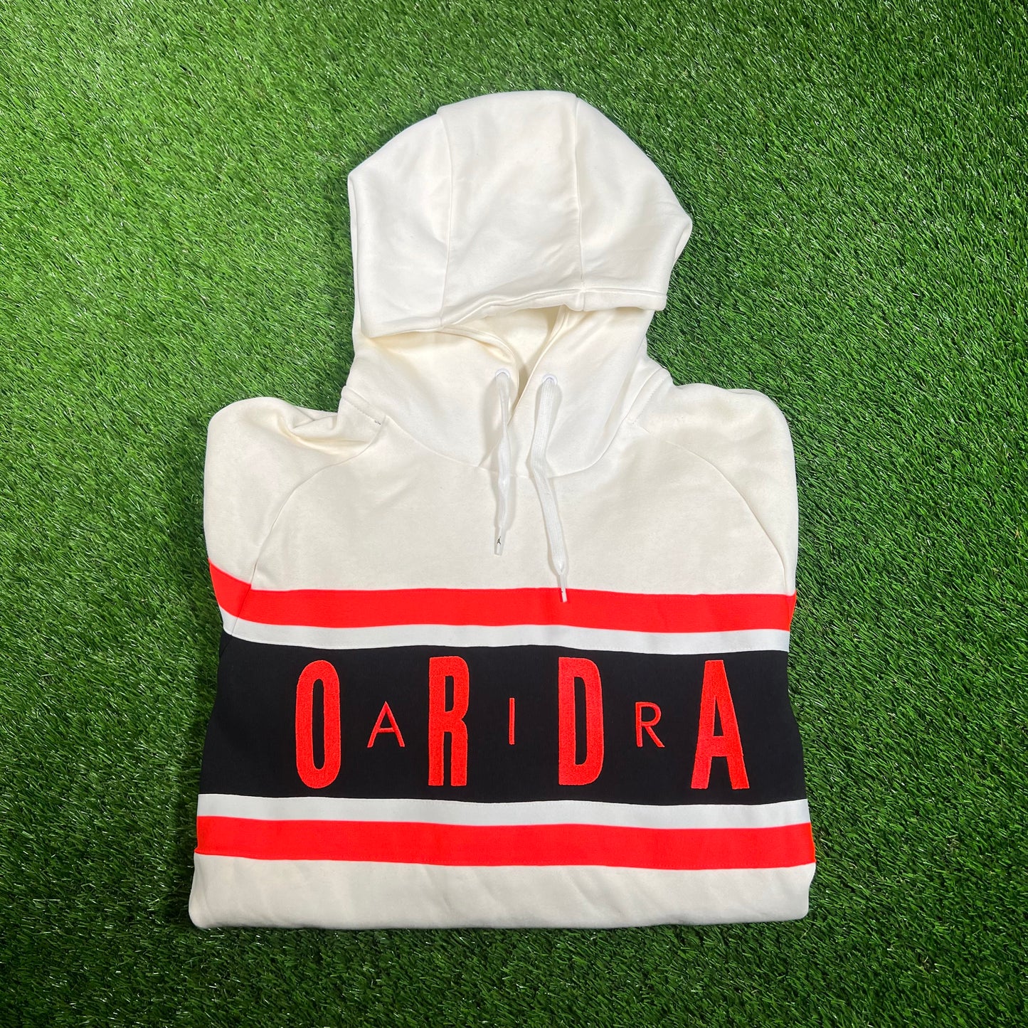 Air Jordan White Logo Hoodie Size XL NEW v17921