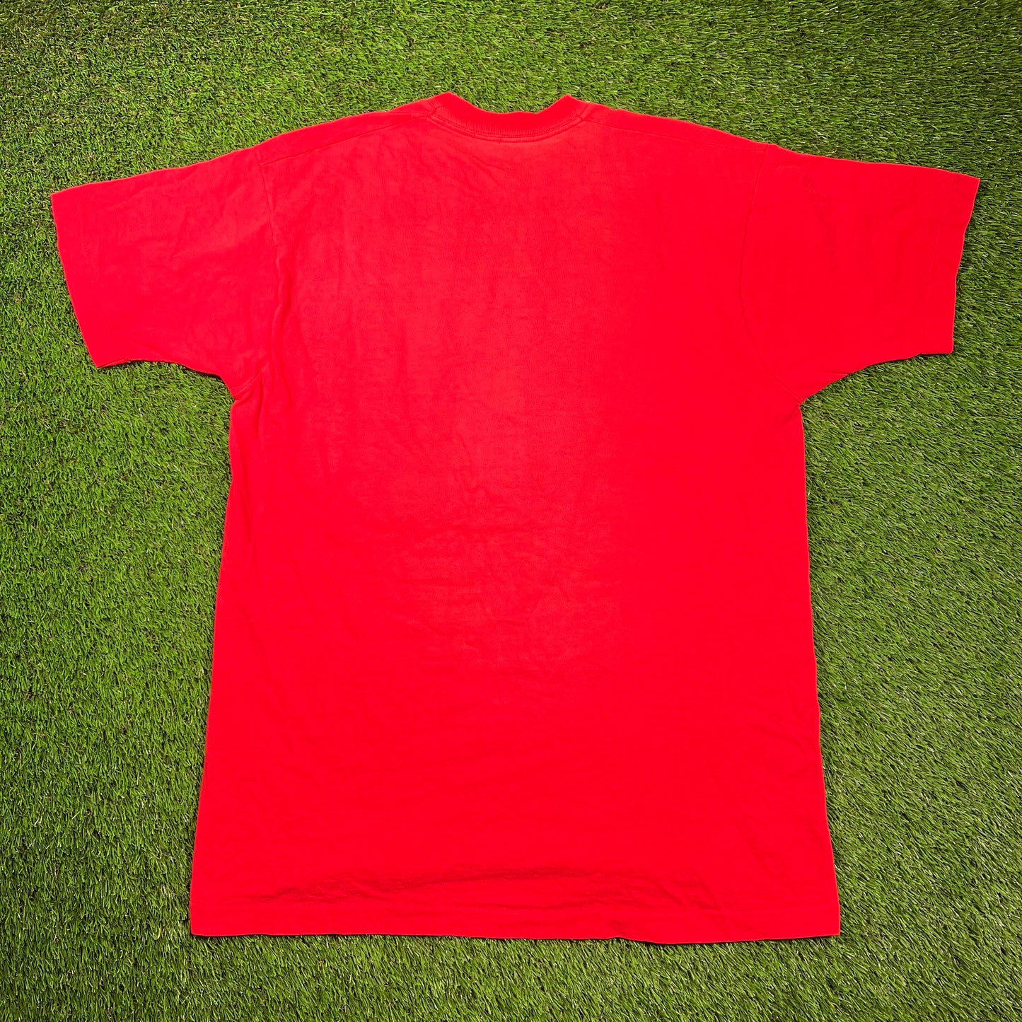 1991 Chicago Bulls Wolrd Champs Red Tee Size Large USED v18634