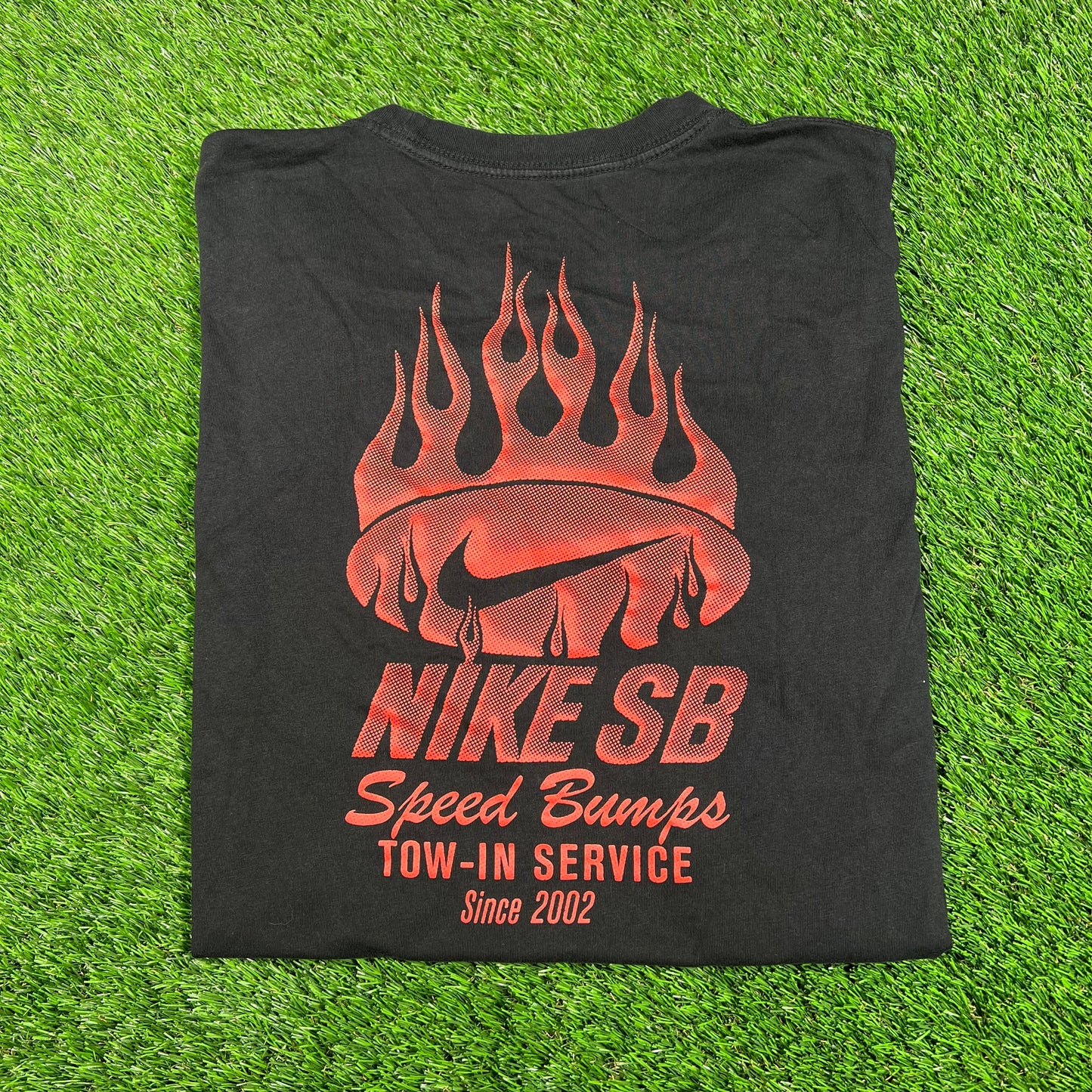 Nike SB Tow Truck Black Tee Size XL USED v18097