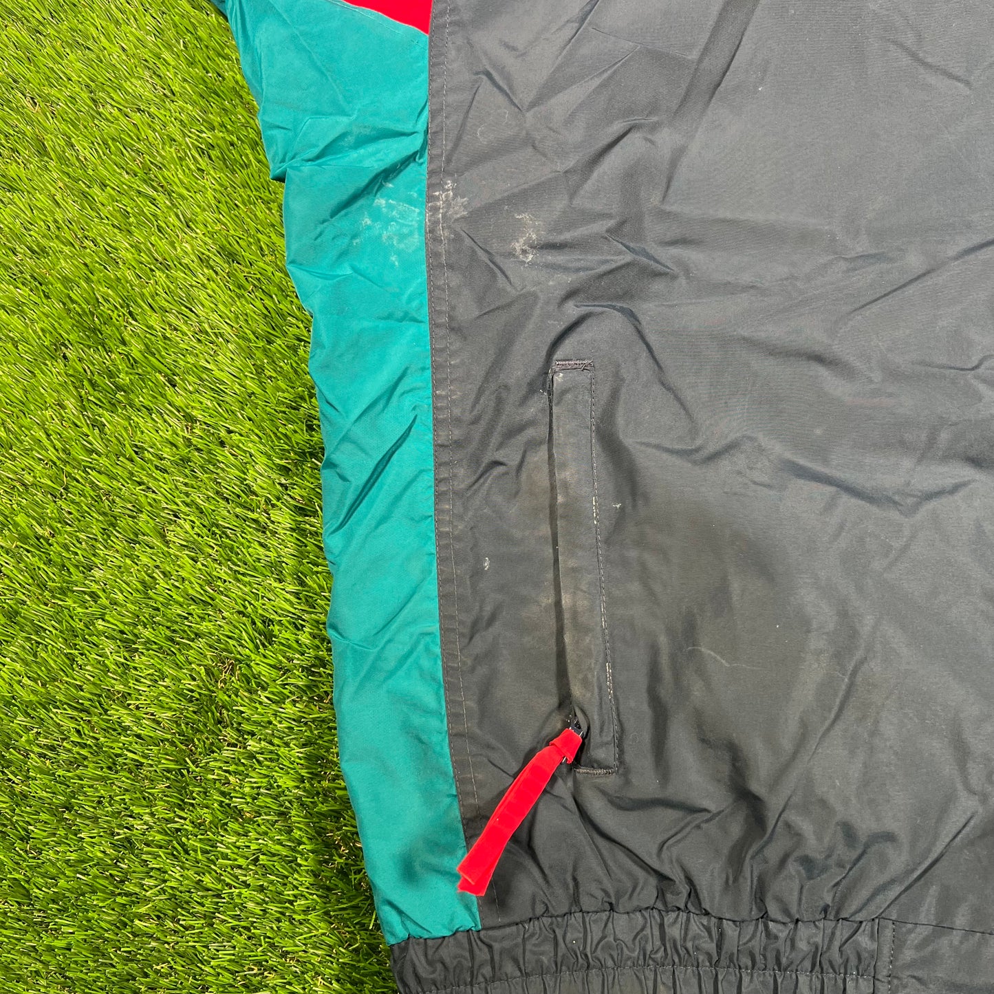 1990s Columbia Navy/Red/Teal Jacket Size XL USED v17836